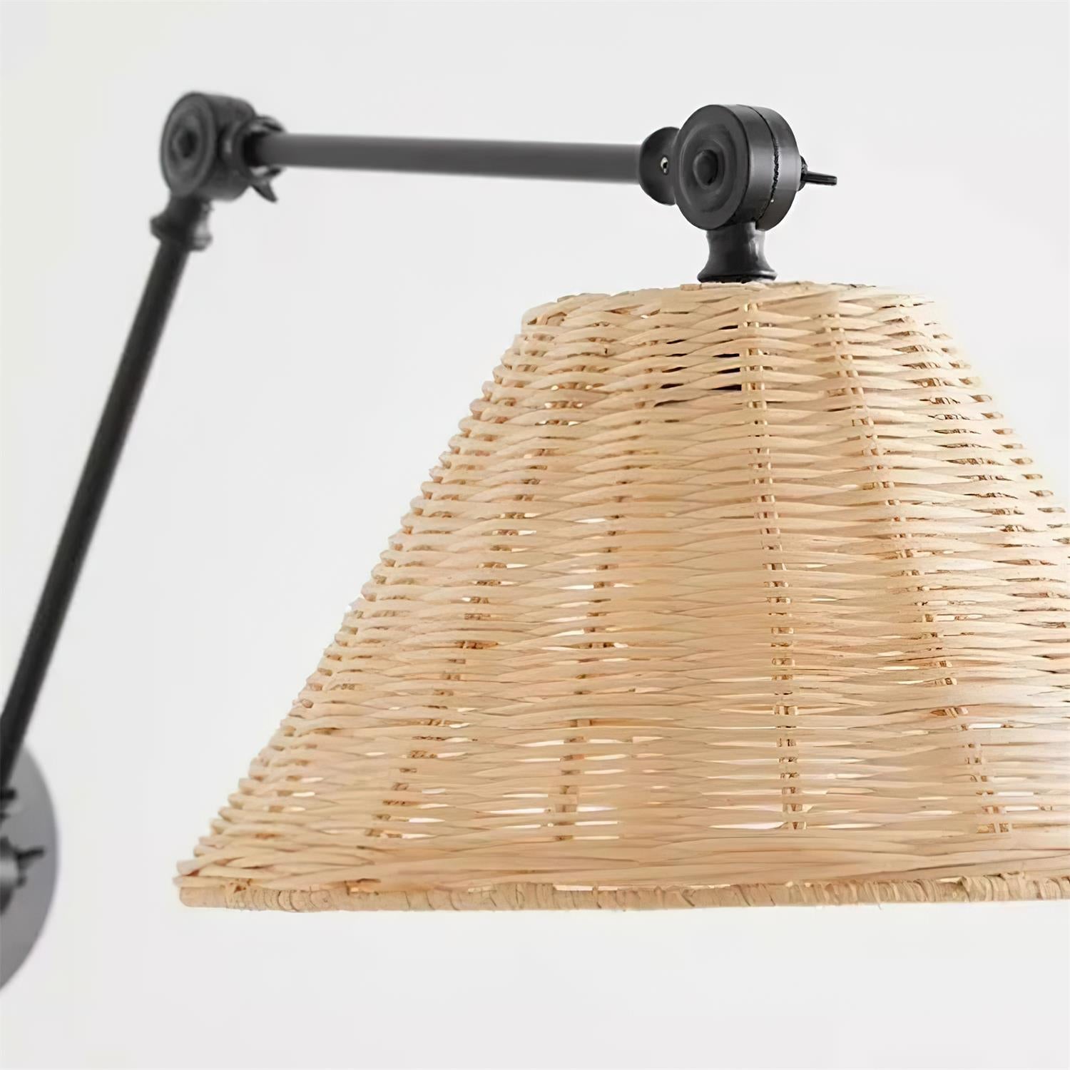 Alden Wall Lamp