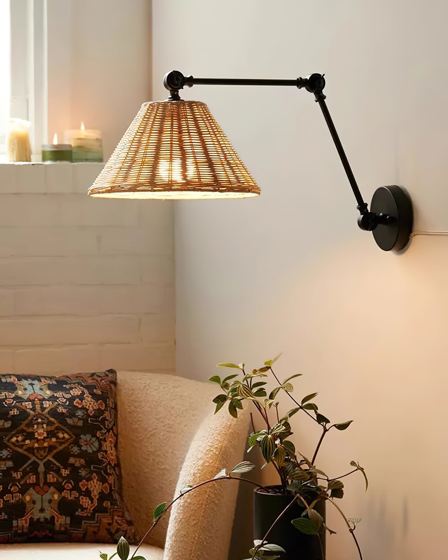 Alden Wall Lamp