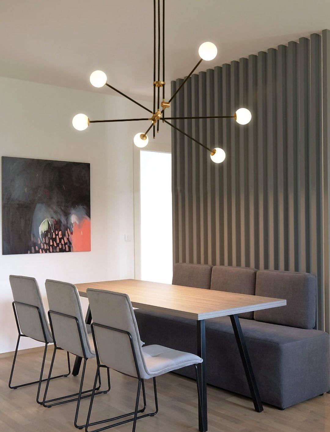 Lustra Chandelier SI Brass Glass Globe-Neutral Decor