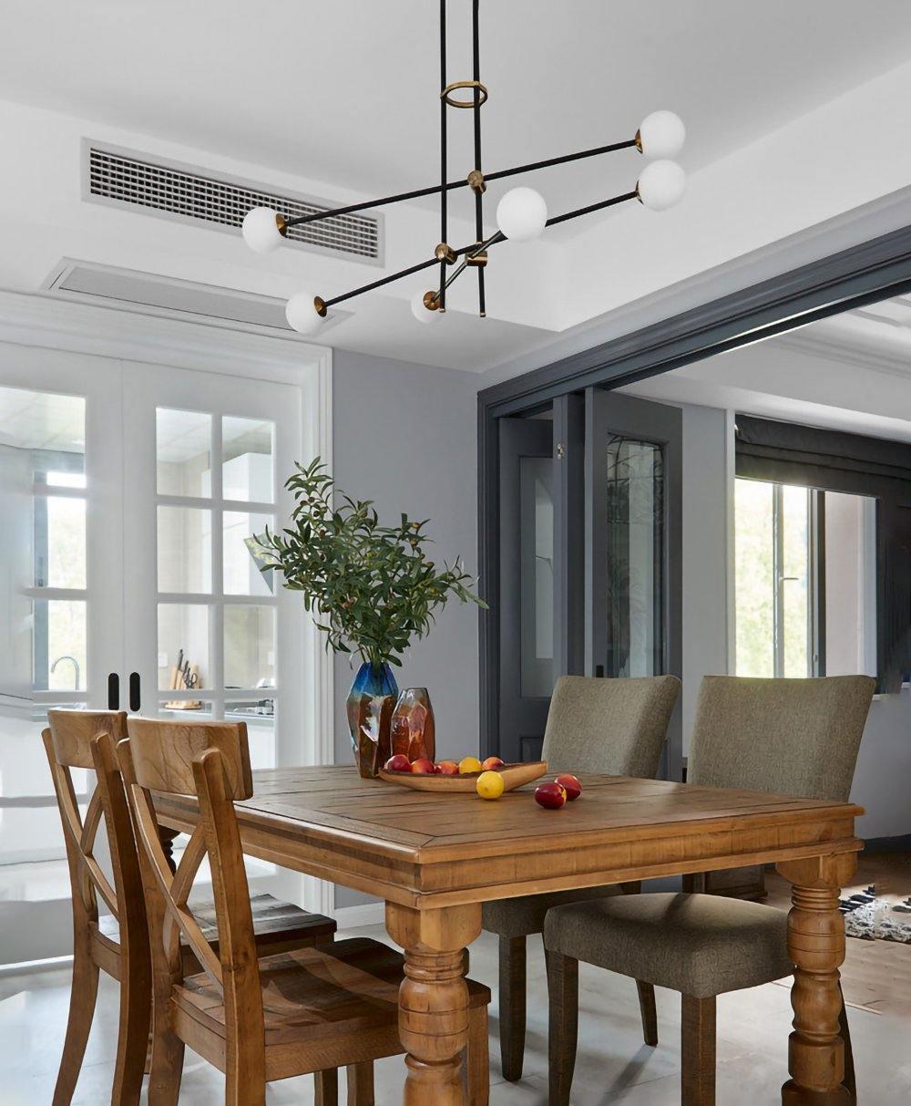 Lustra Chandelier SI Brass Glass Globe-Neutral Decor