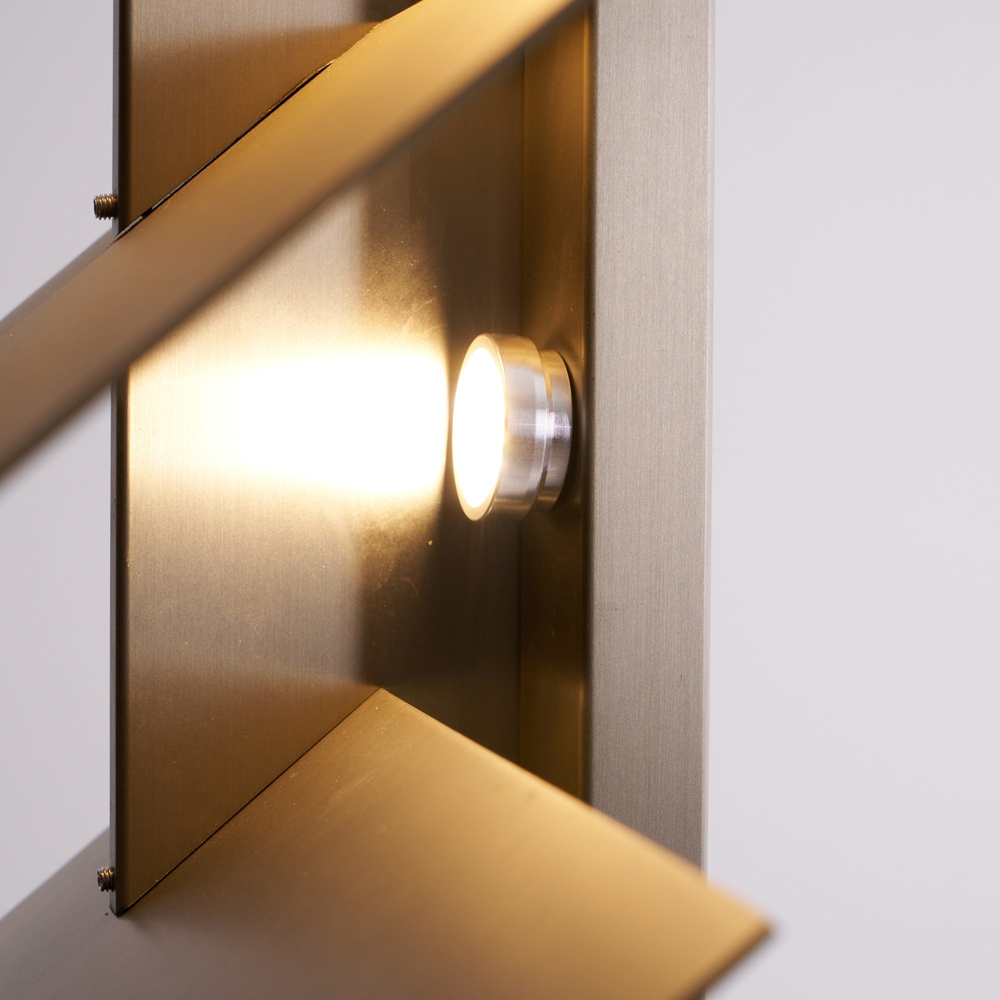 Lira Floor Lamp