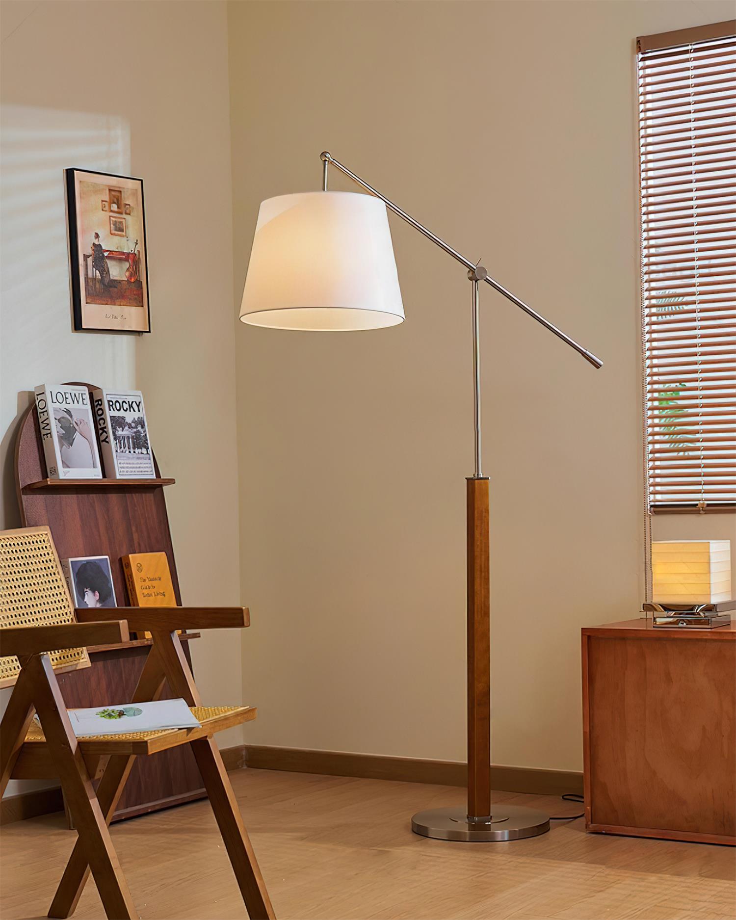 Lorien Floor Lamp