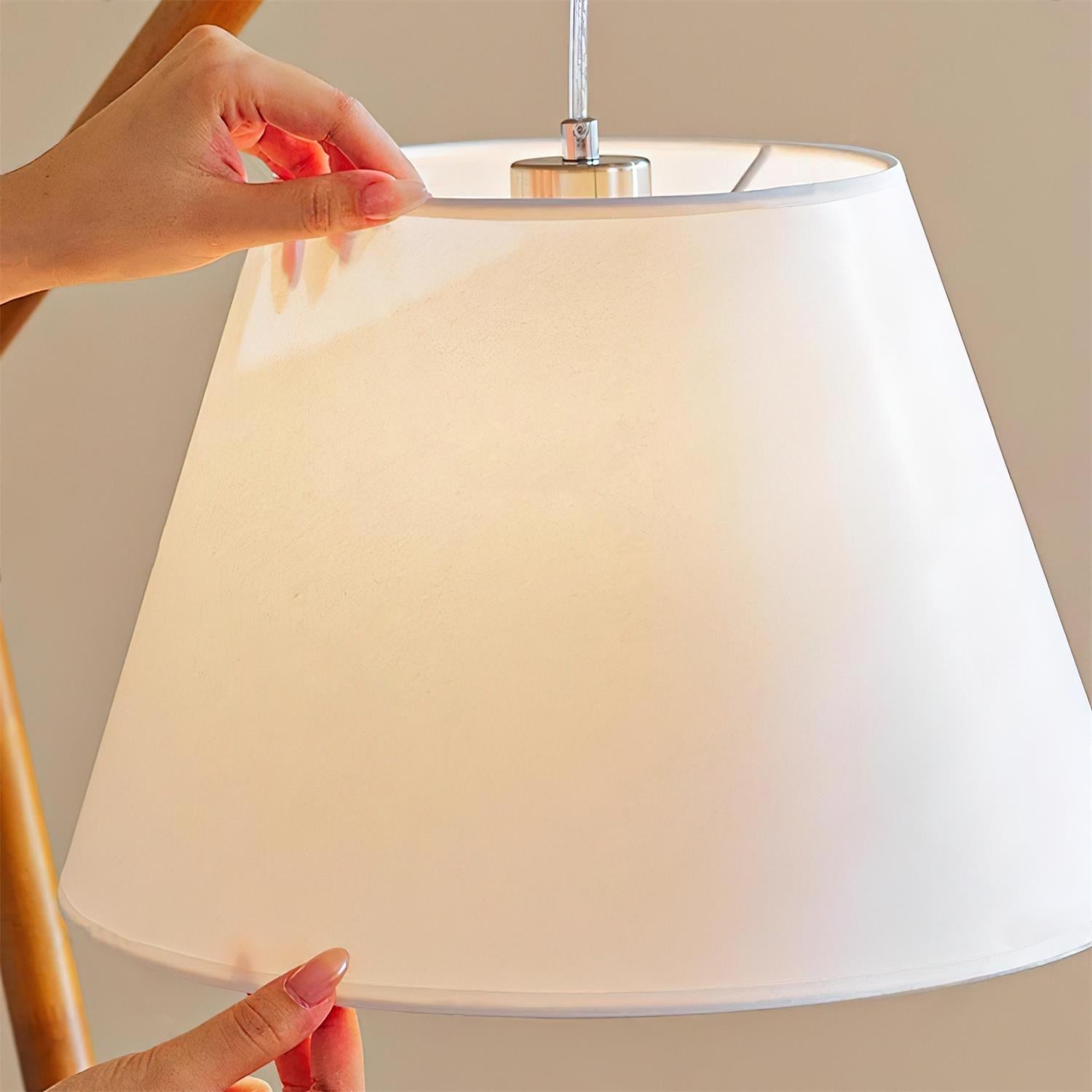Lorien Floor Lamp
