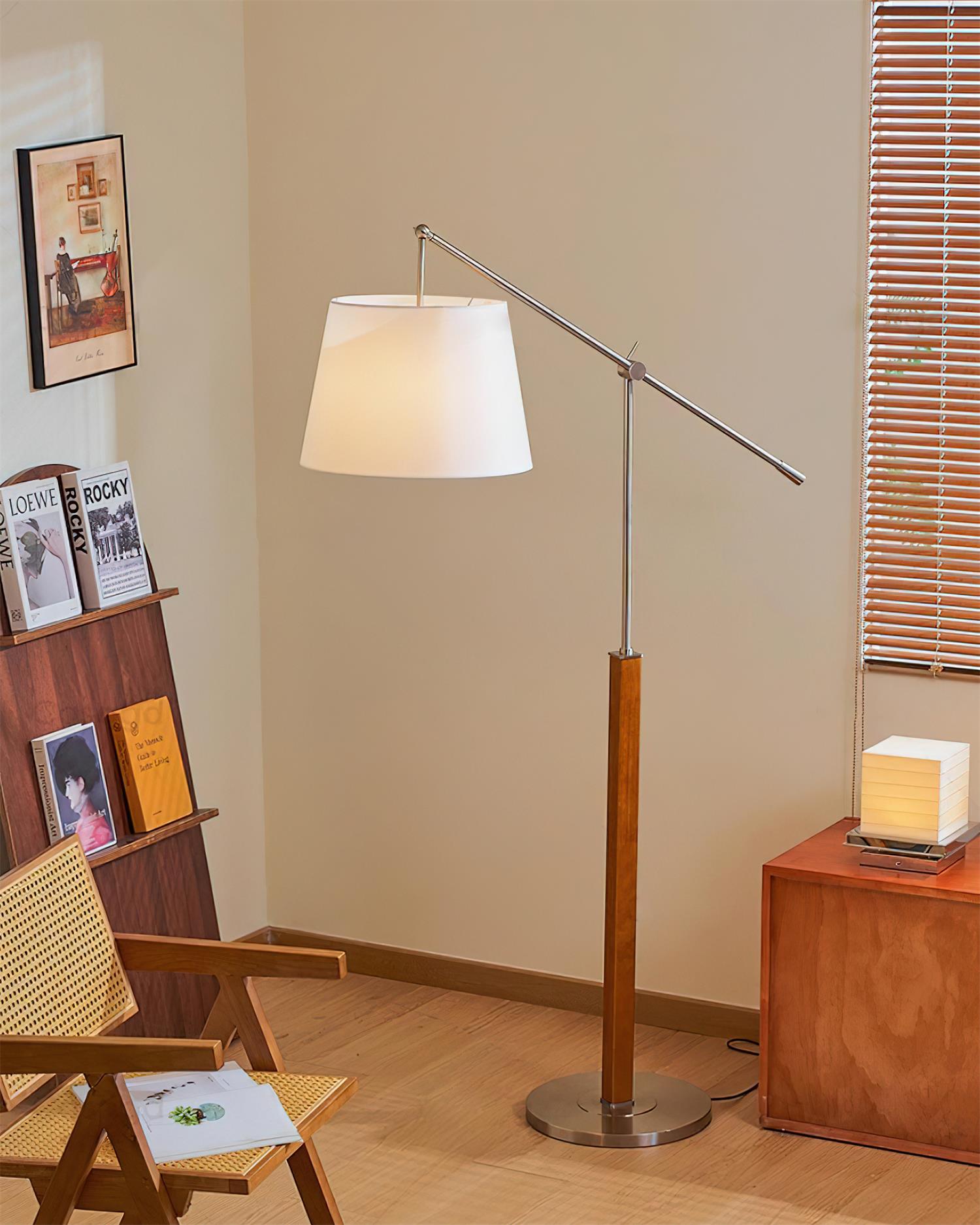 Lorien Floor Lamp