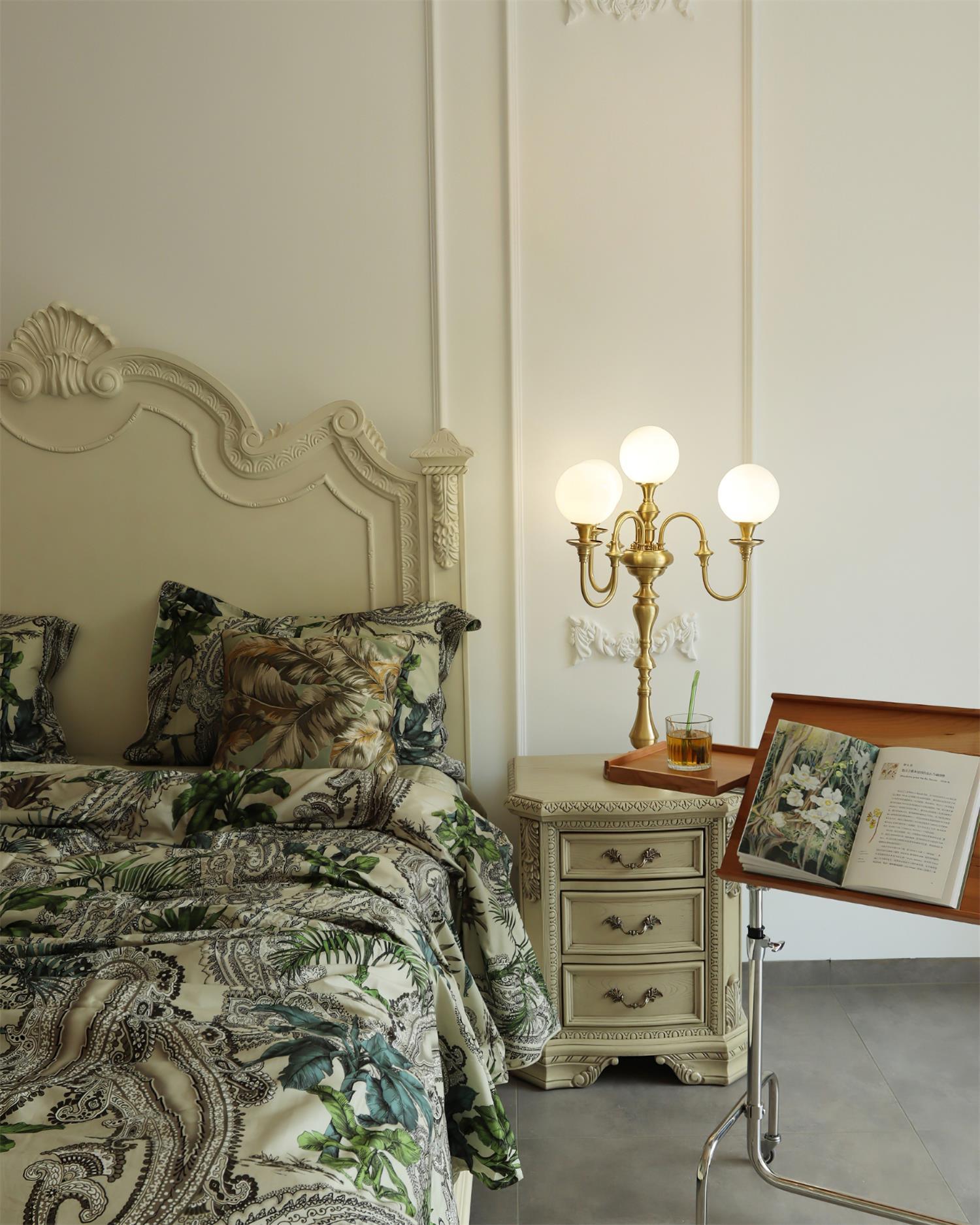 Celeste Table Lamp