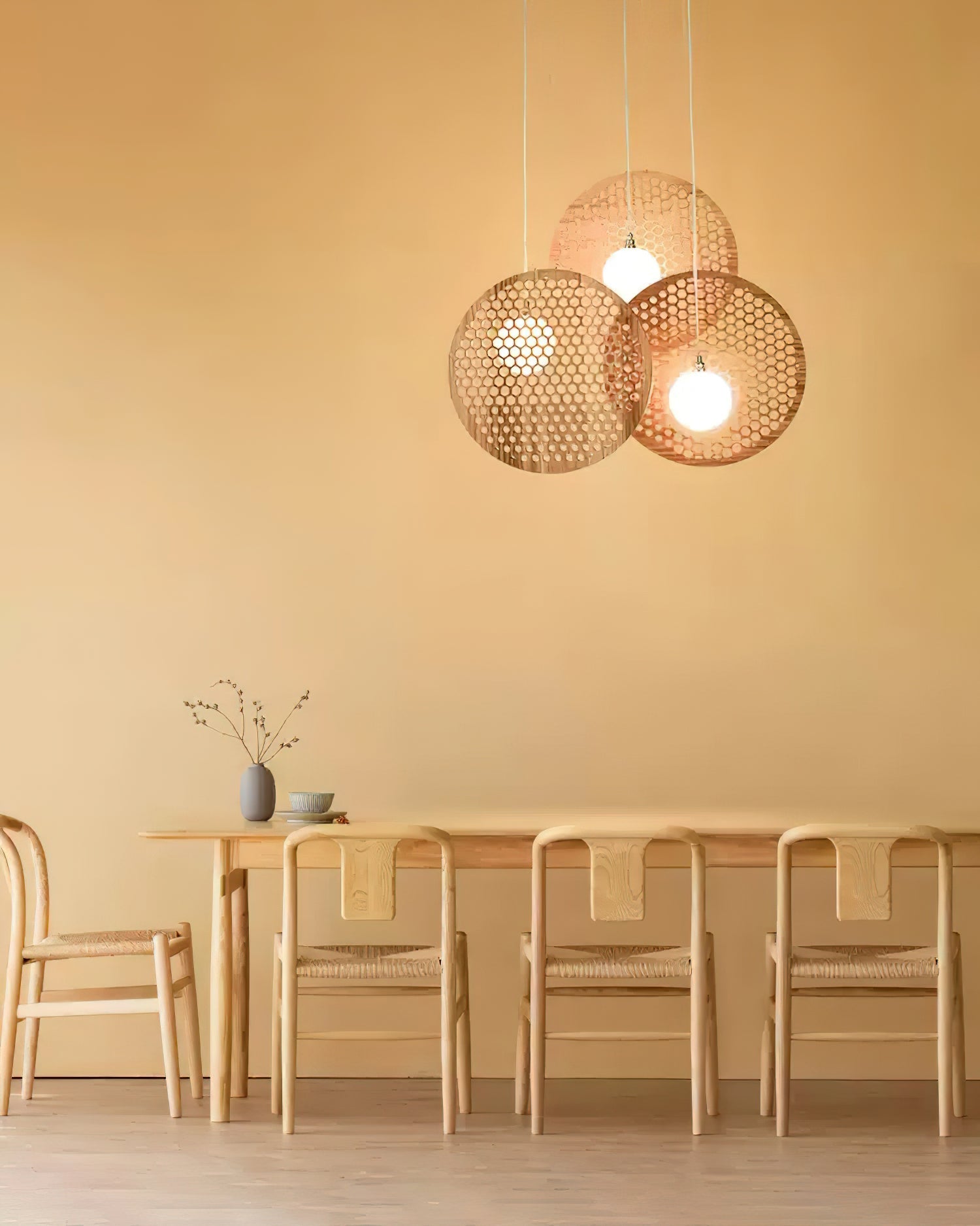 Aurora Chandelier Wooden Plate-Neutral Decor