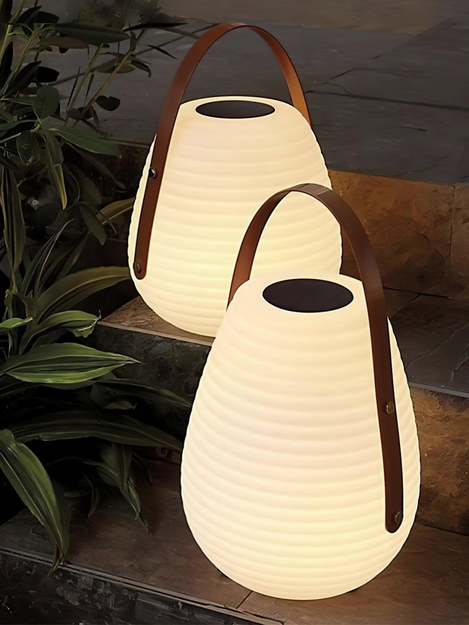 Amelia Modern Outdoor Lighting-Neutral Decor