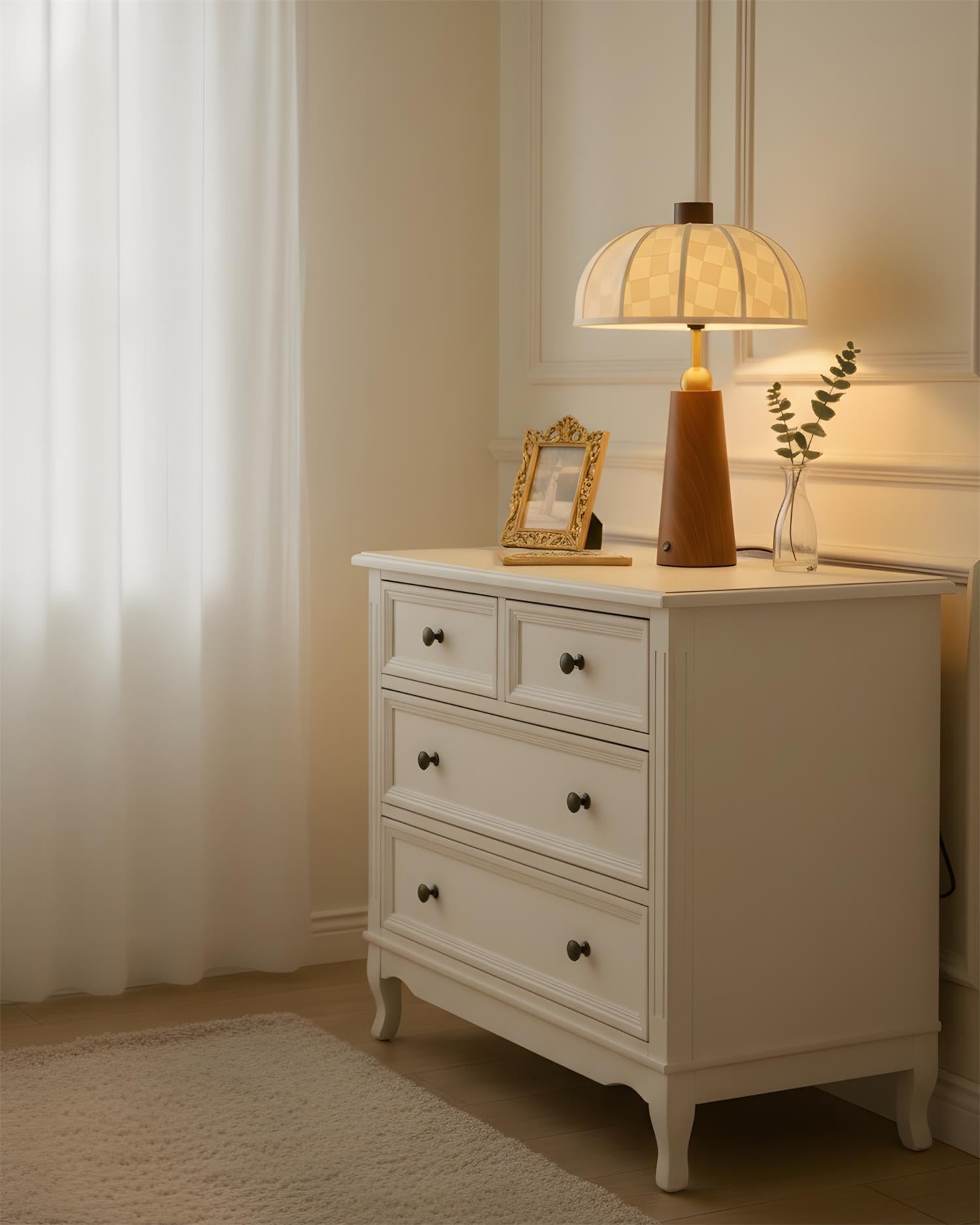 Dorian Table Lamp