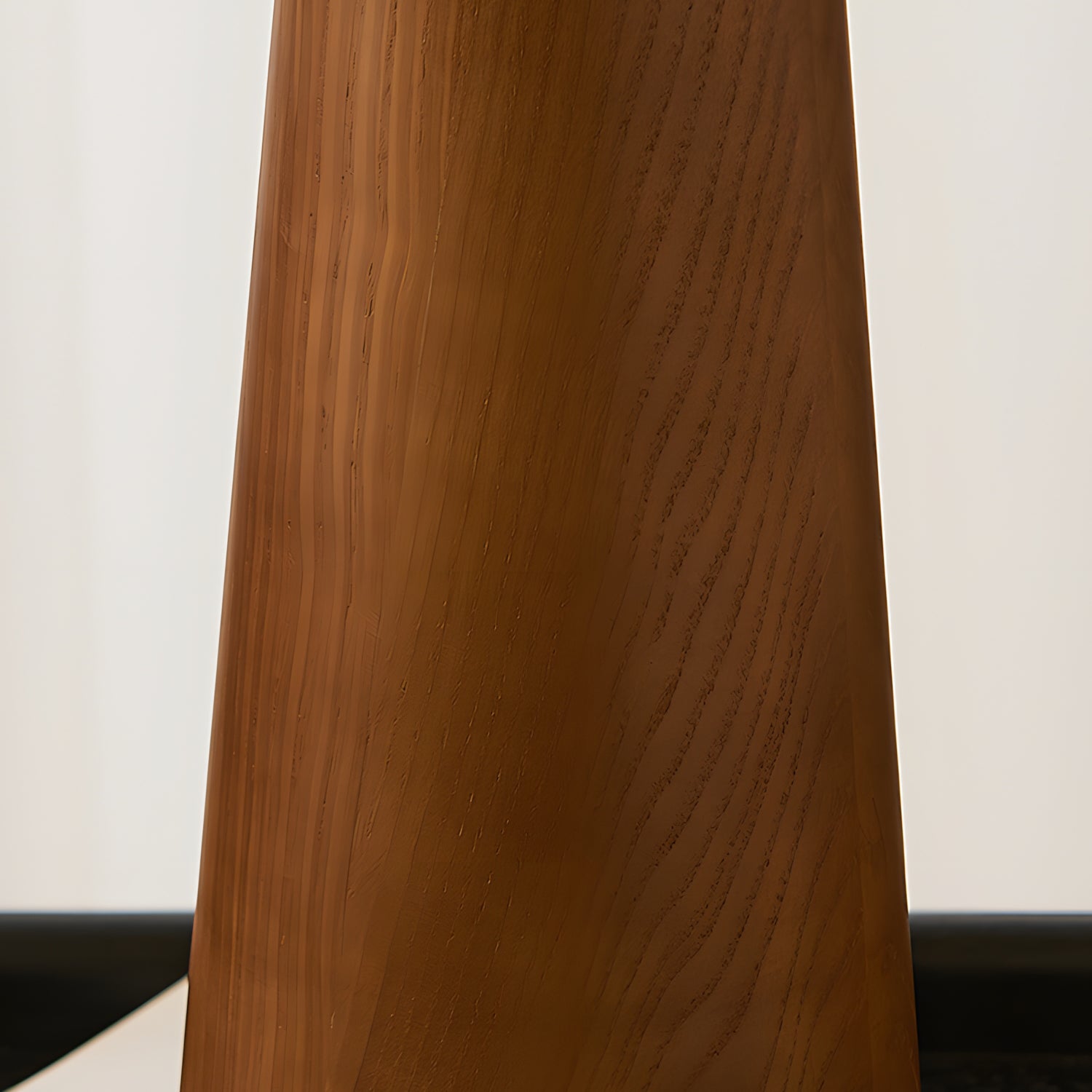 Dorian Table Lamp