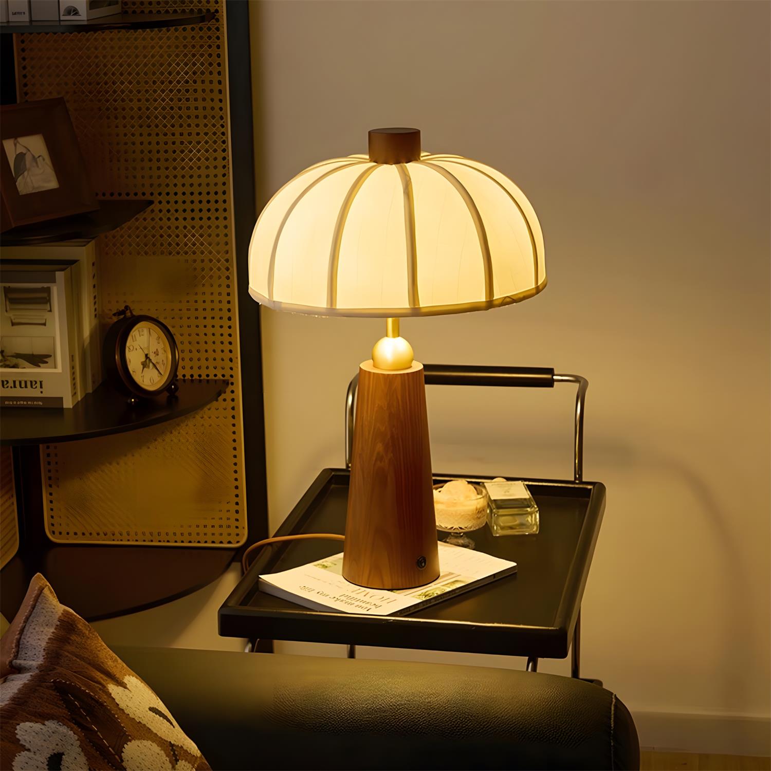 Dorian Table Lamp