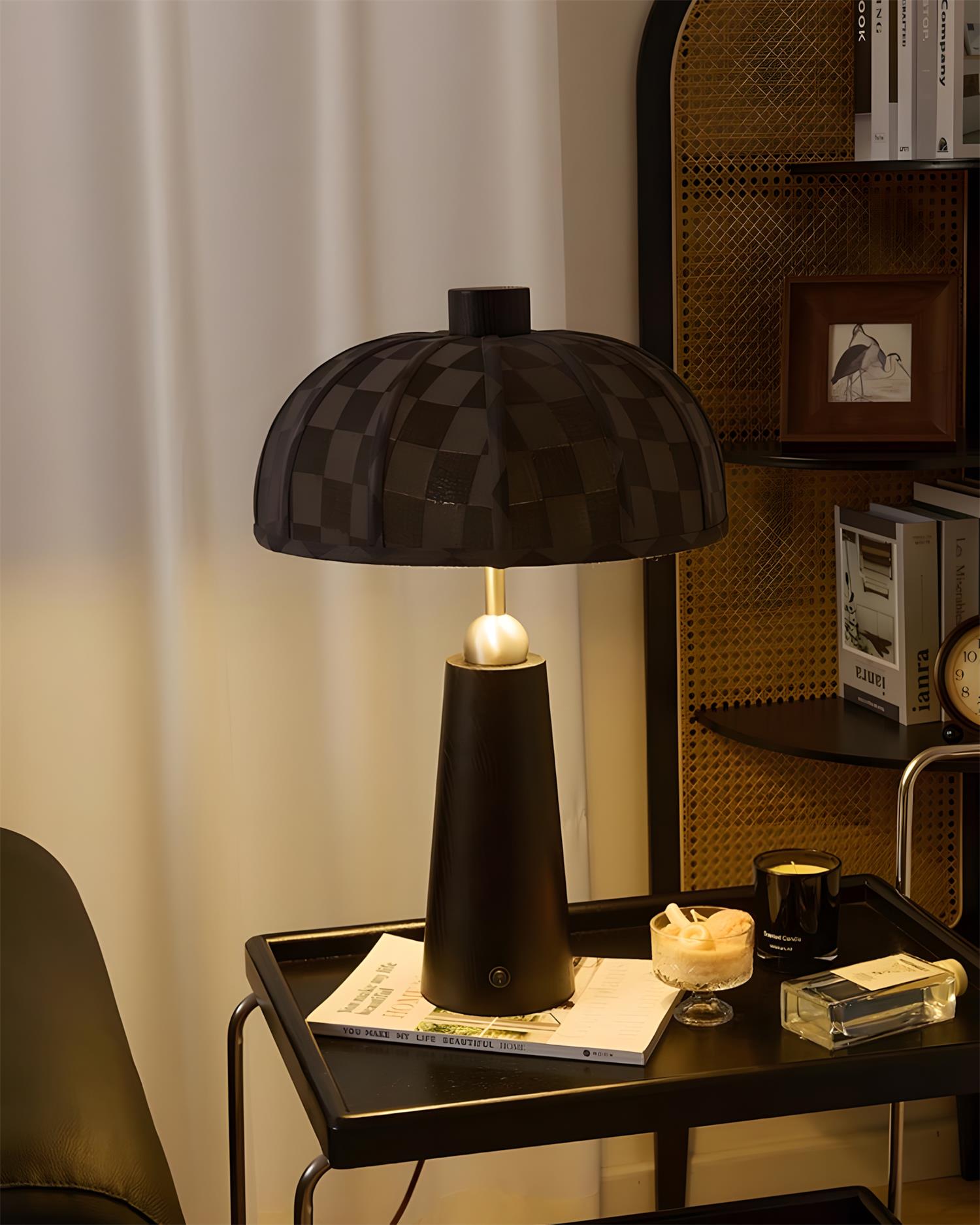 Dorian Table Lamp