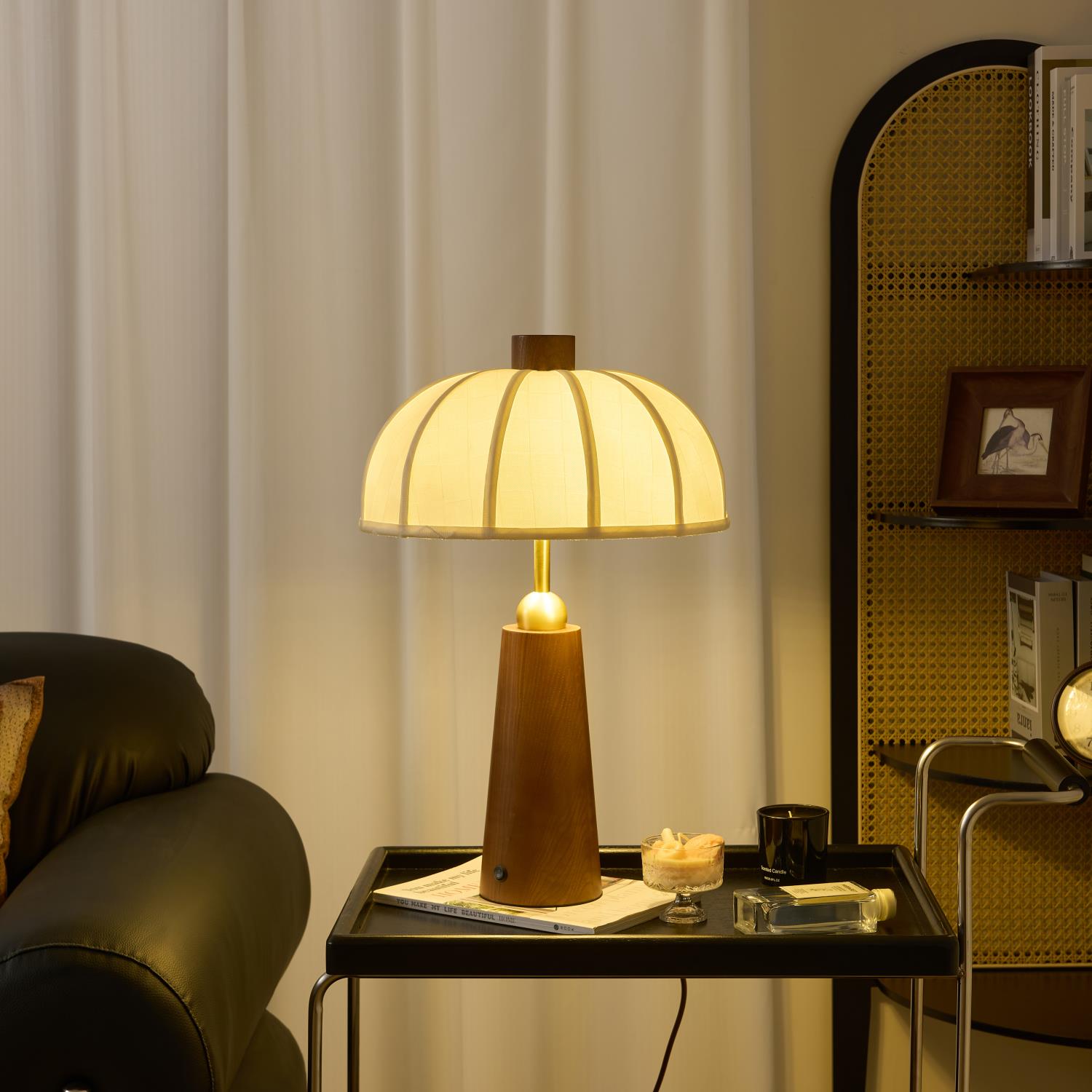 Dorian Table Lamp