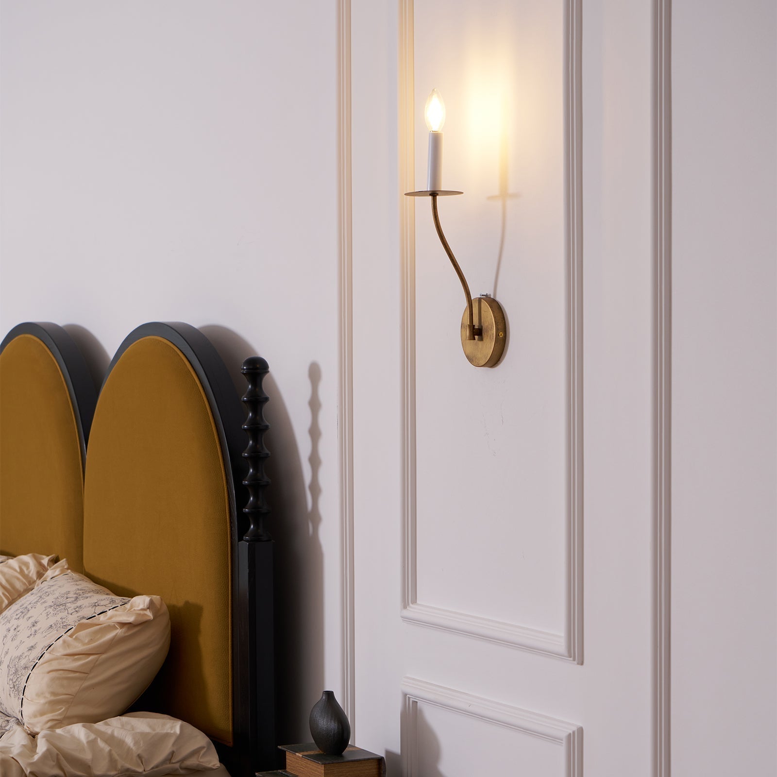 Eirikuvyh Modern Minimalist Vintage Industrial Metal Wall Lamp