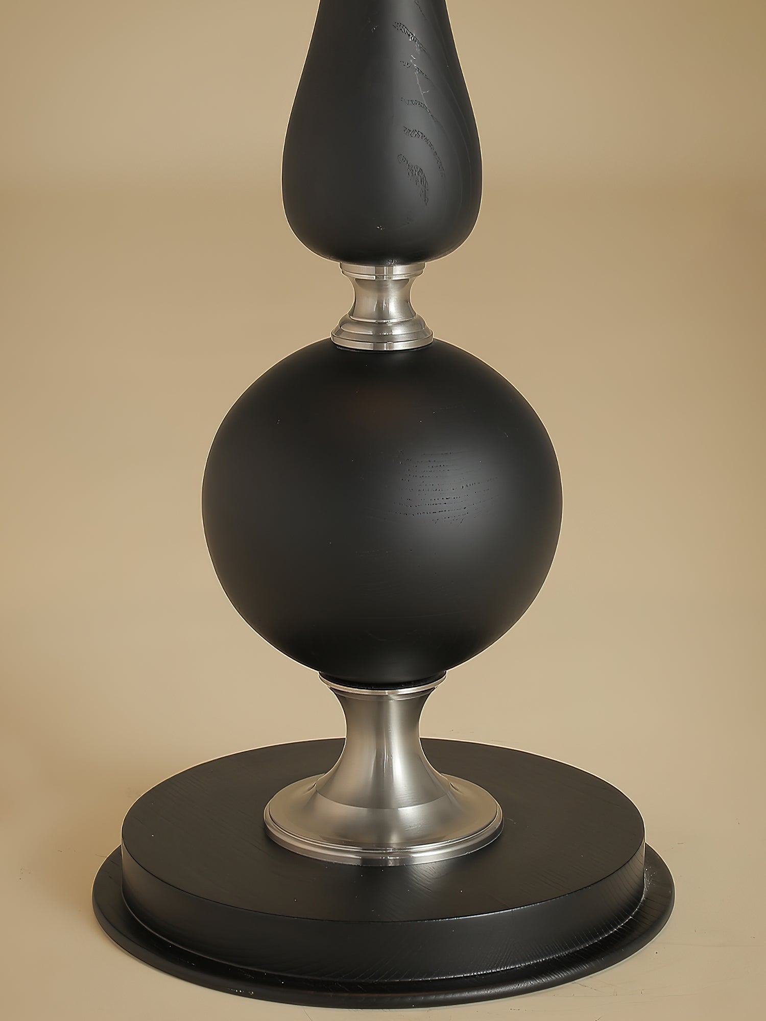 Primo Classic Floor Lamp-Neutral Decor