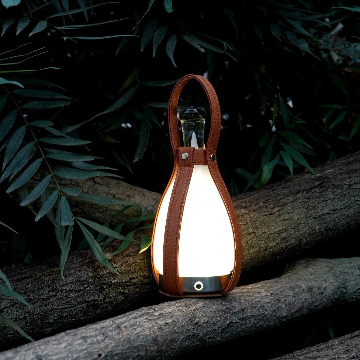 Ales Leather Vintage Table Lamp-Neutral Decor