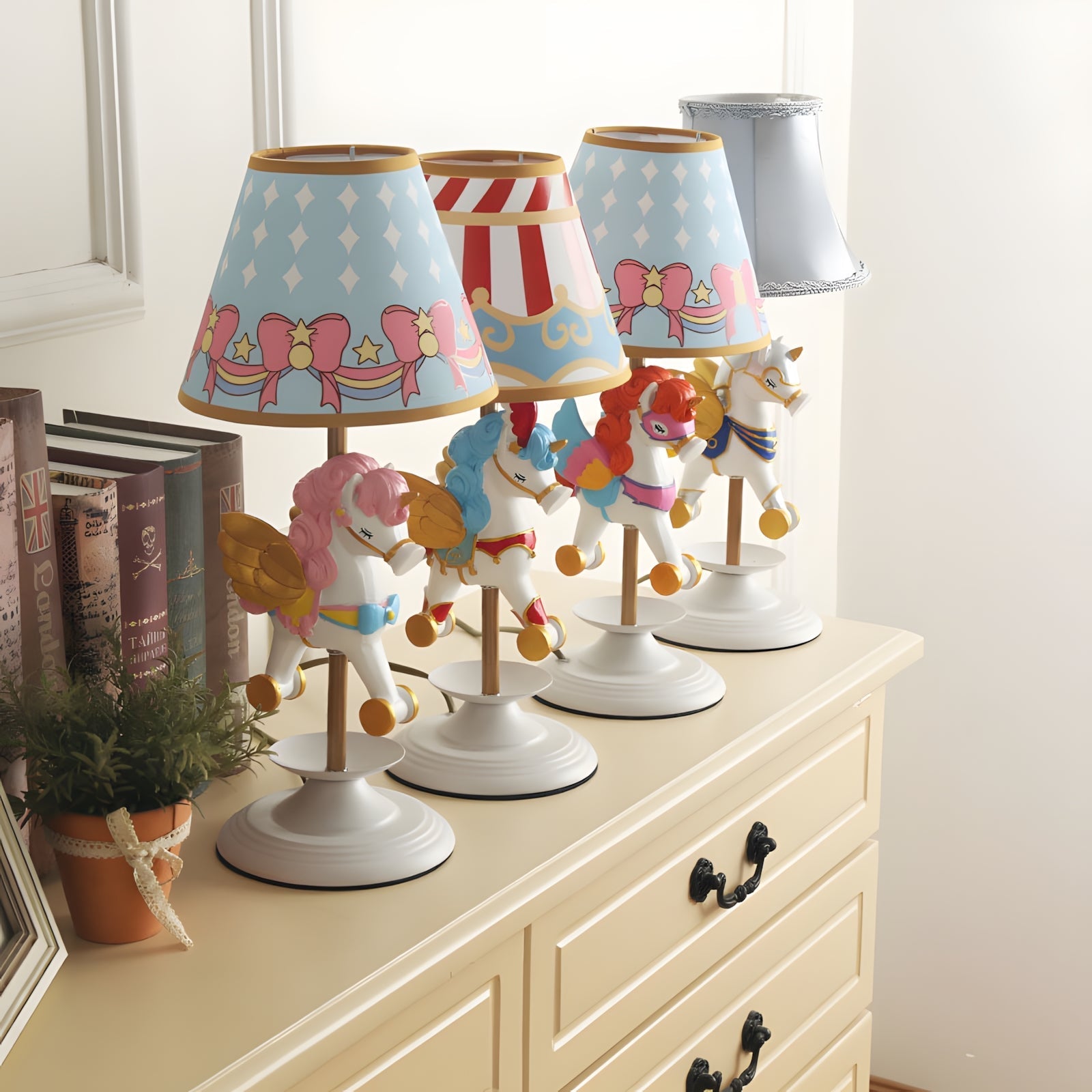 Tilly Table Lamp