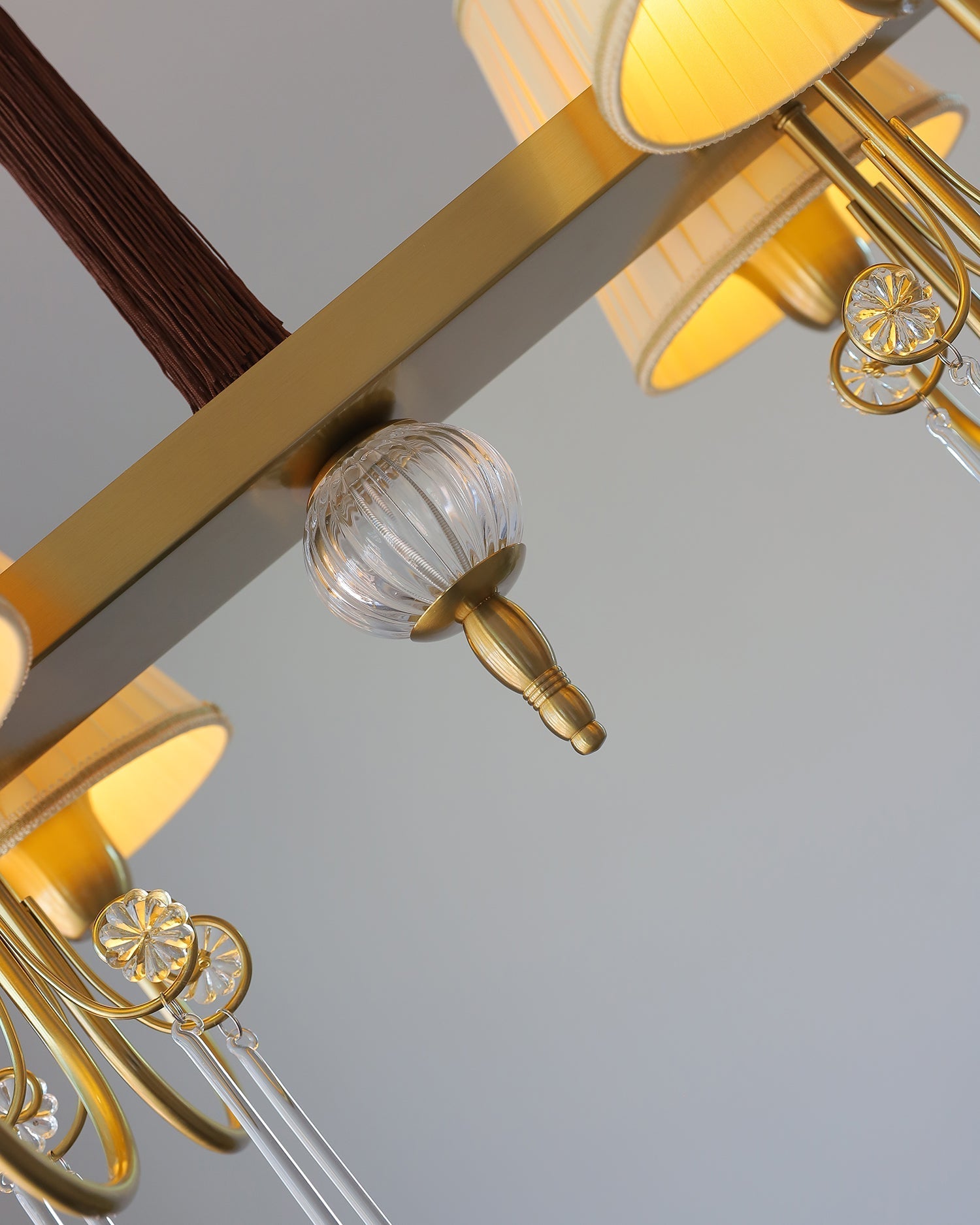Mondia Chandelier
