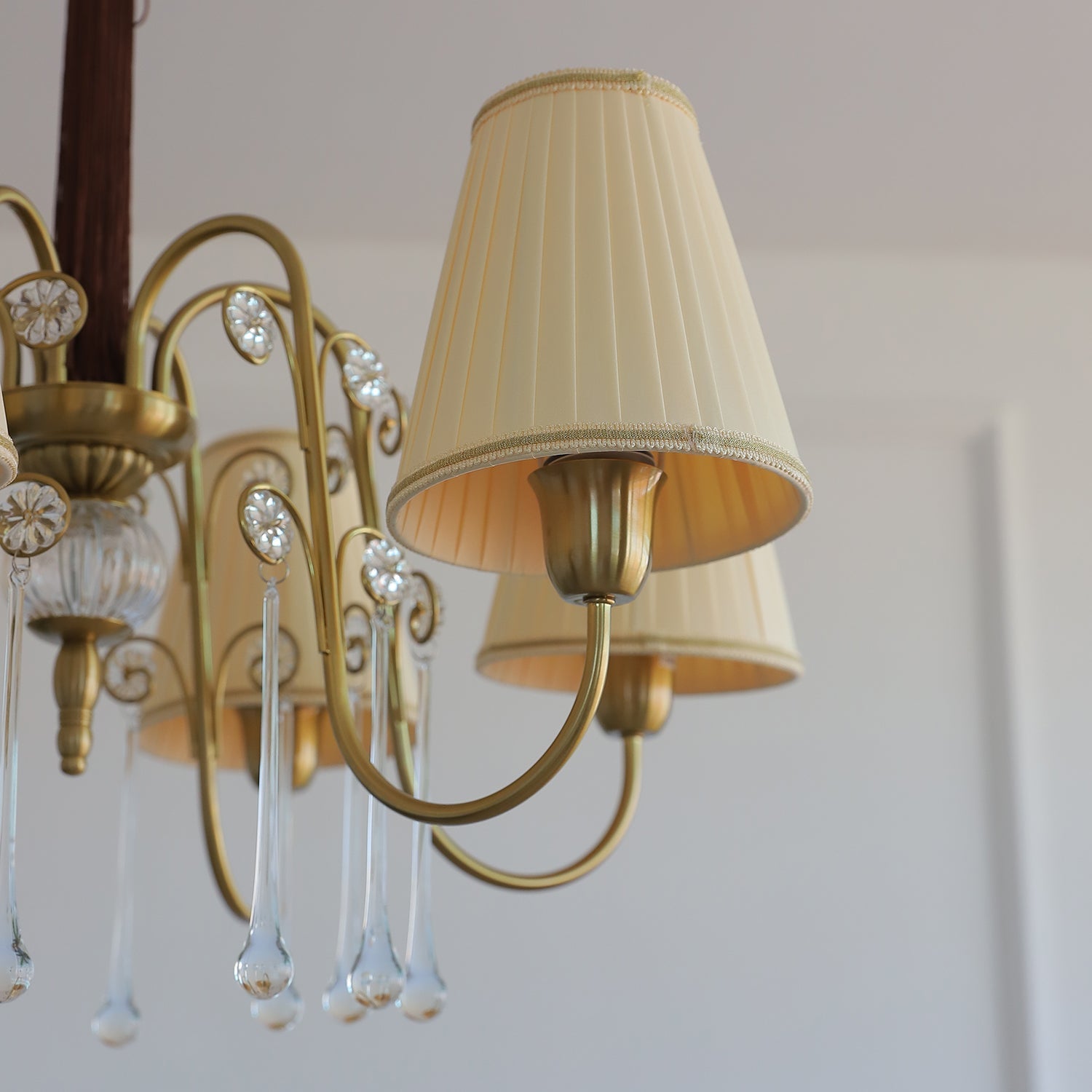 Mondia Chandelier