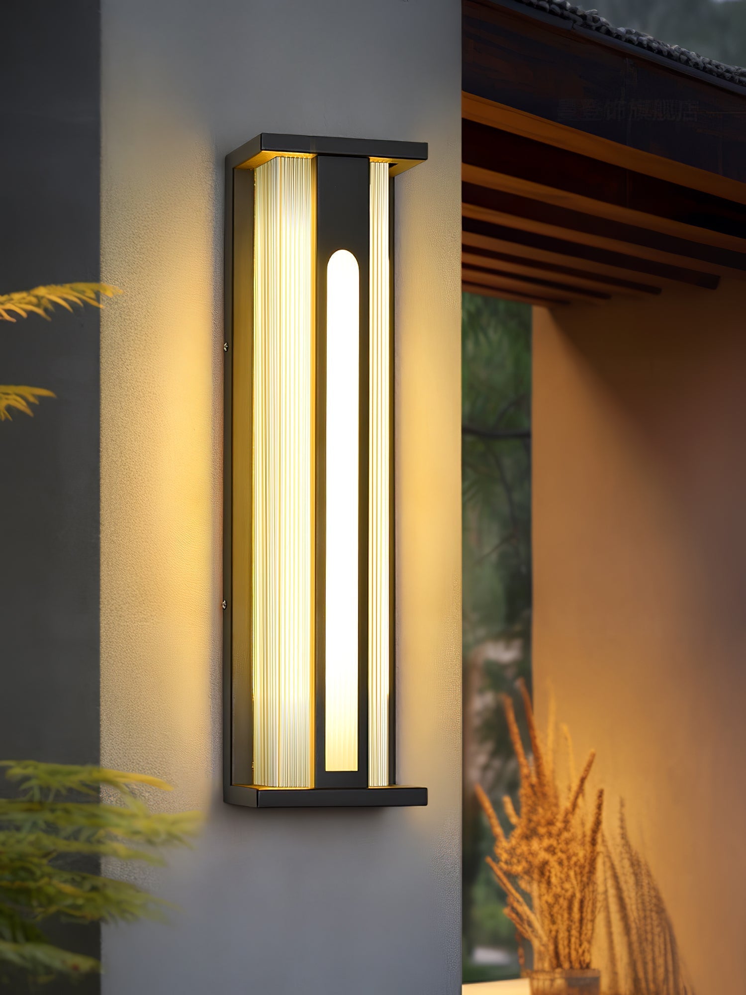 Wiren Unique Flair Outdoor Wall Lamp-Neutral Decor