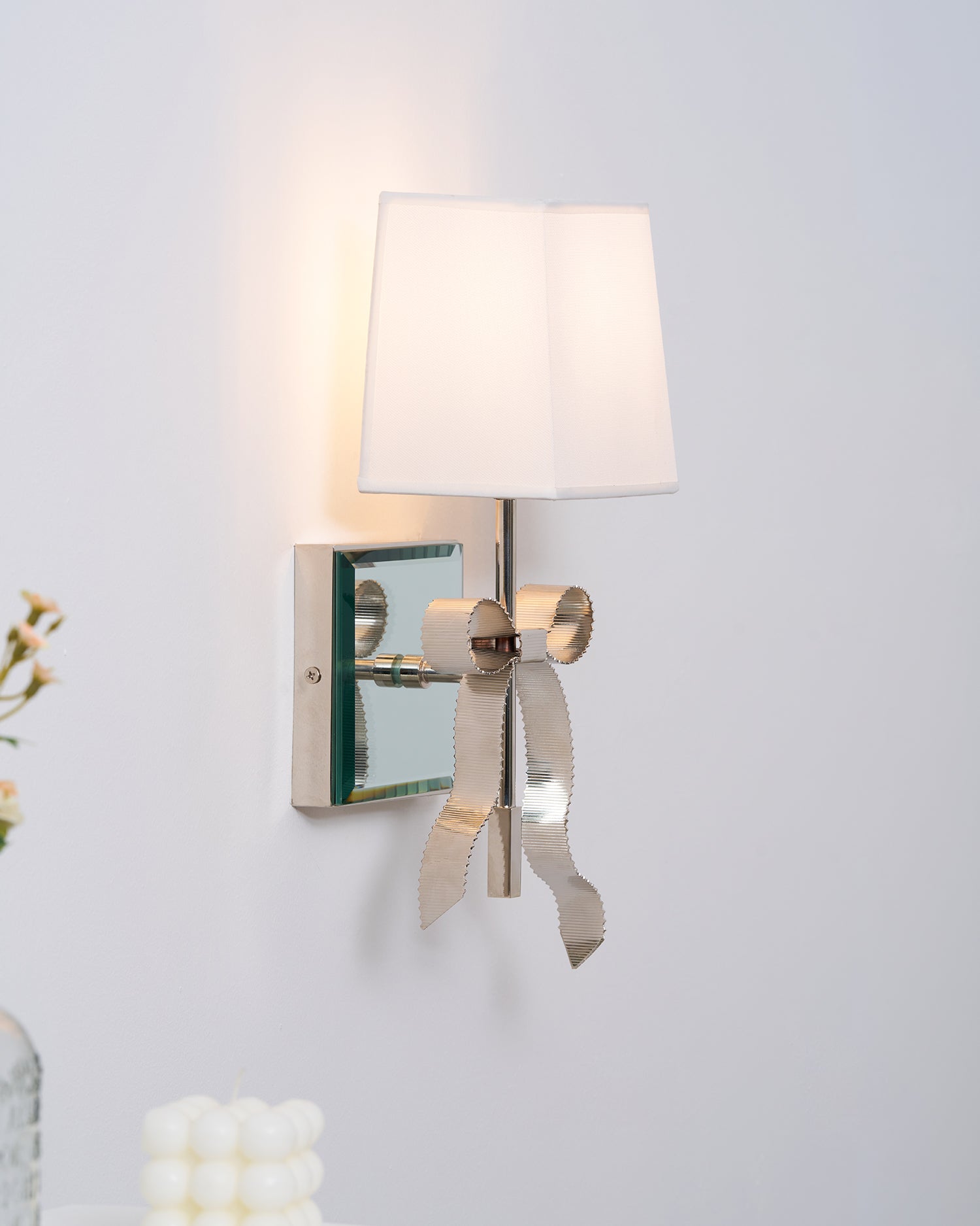 Veskin Bow Wall Sconce-Neutral Decor