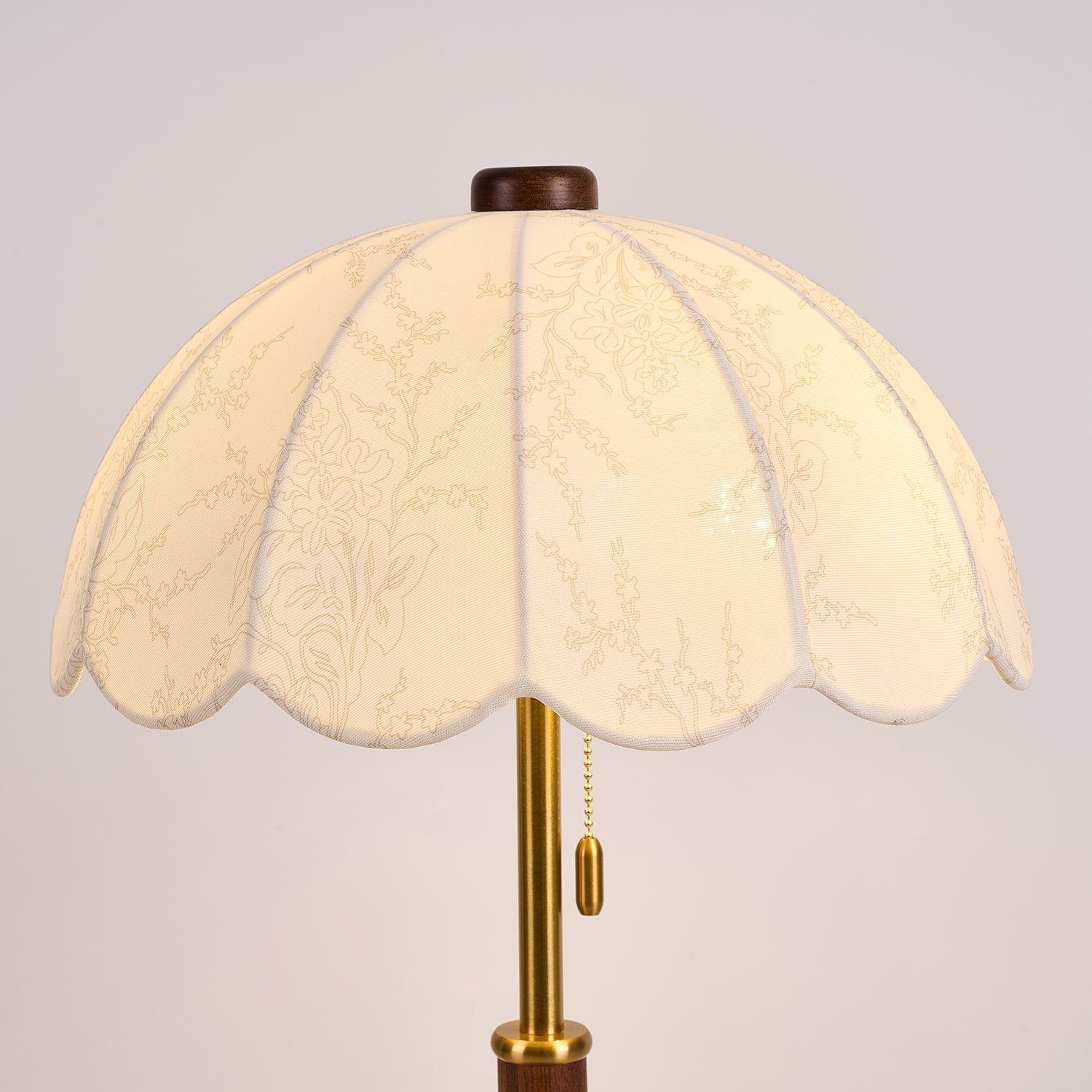 Axiain Wood Fabric Table Lamp-Neutral Decor