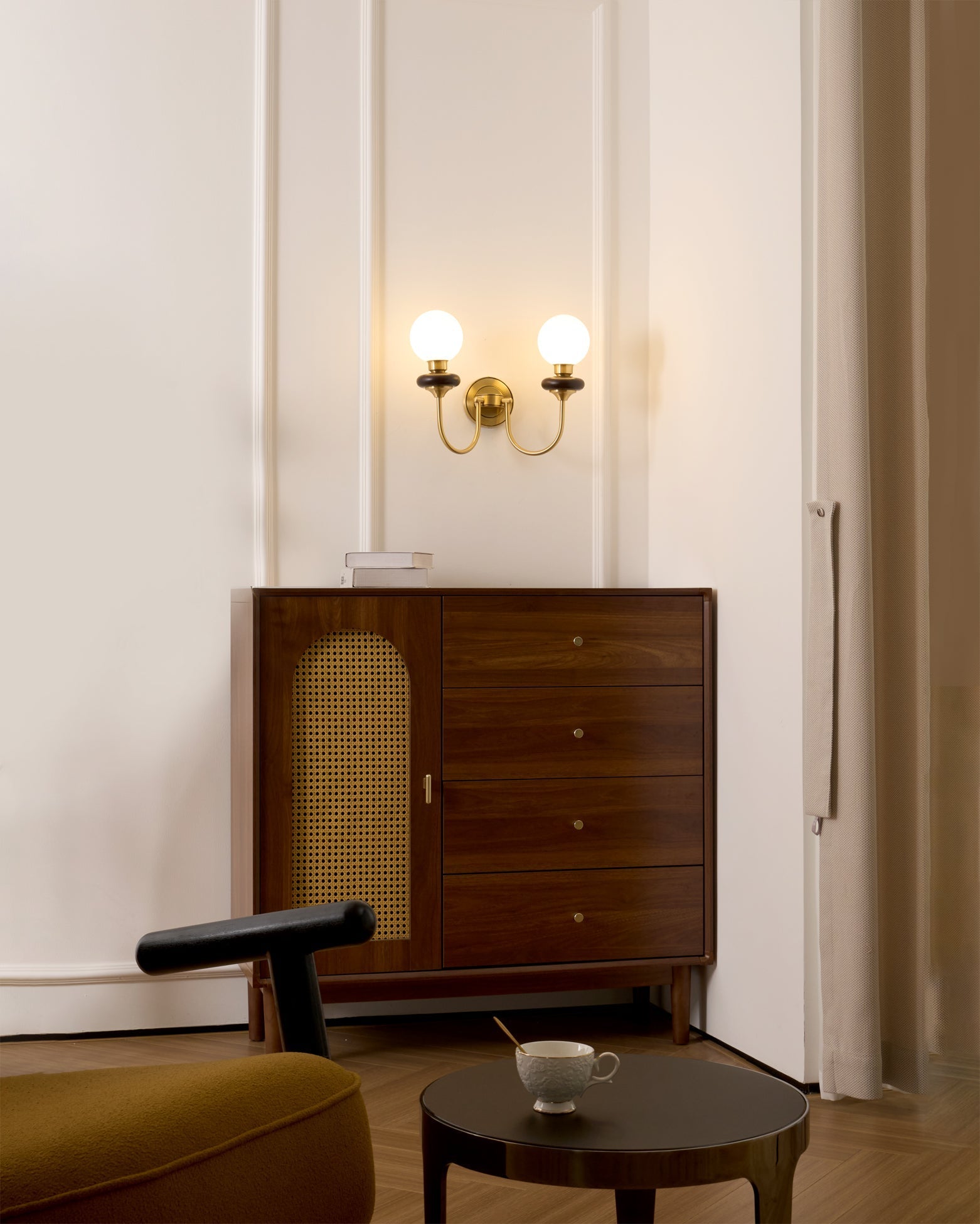 Kiroxen Wall Lamp Premium Nordic Art Walnut Glass-Neutral Decor