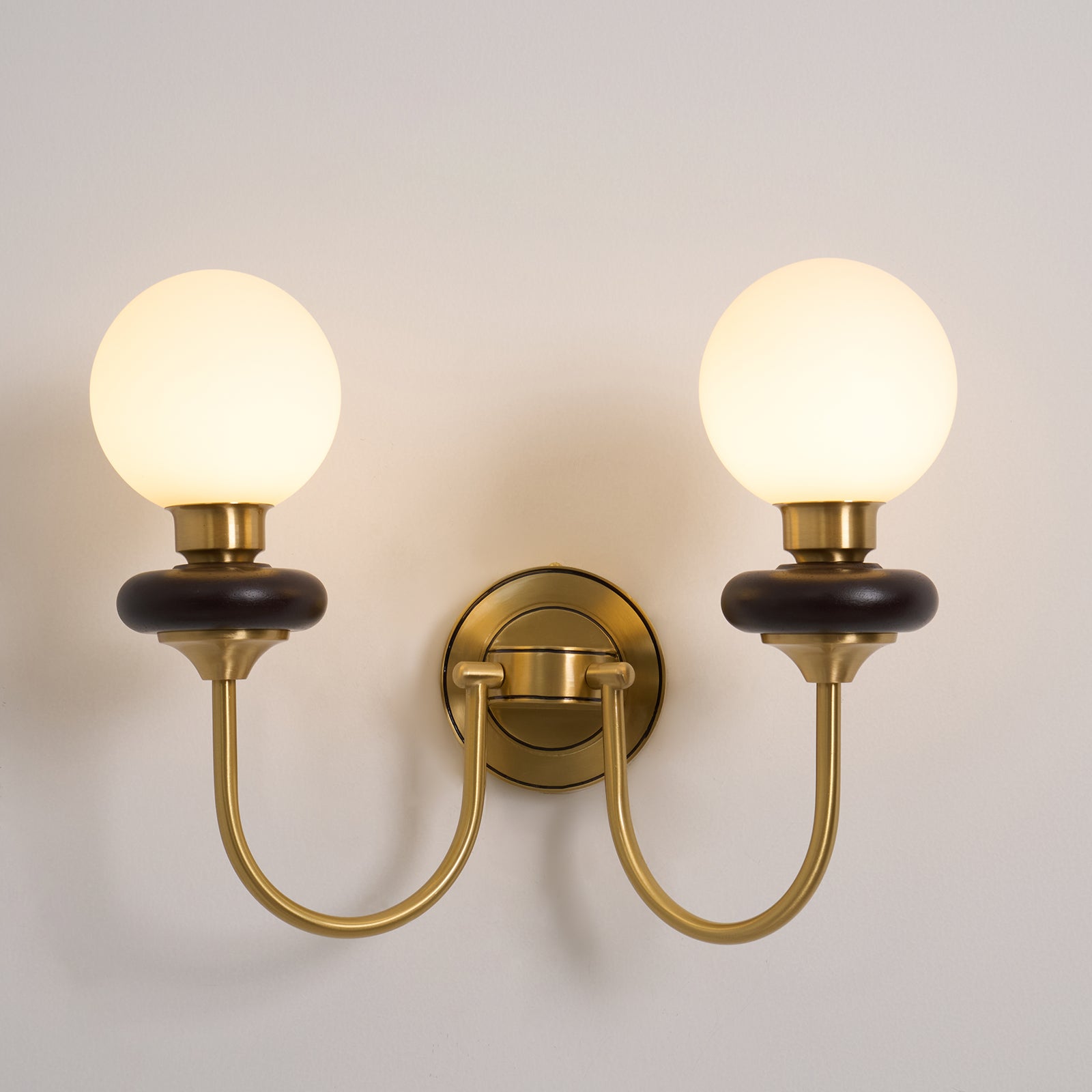 Kiroxen Wall Lamp Premium Nordic Art Walnut Glass-Neutral Decor