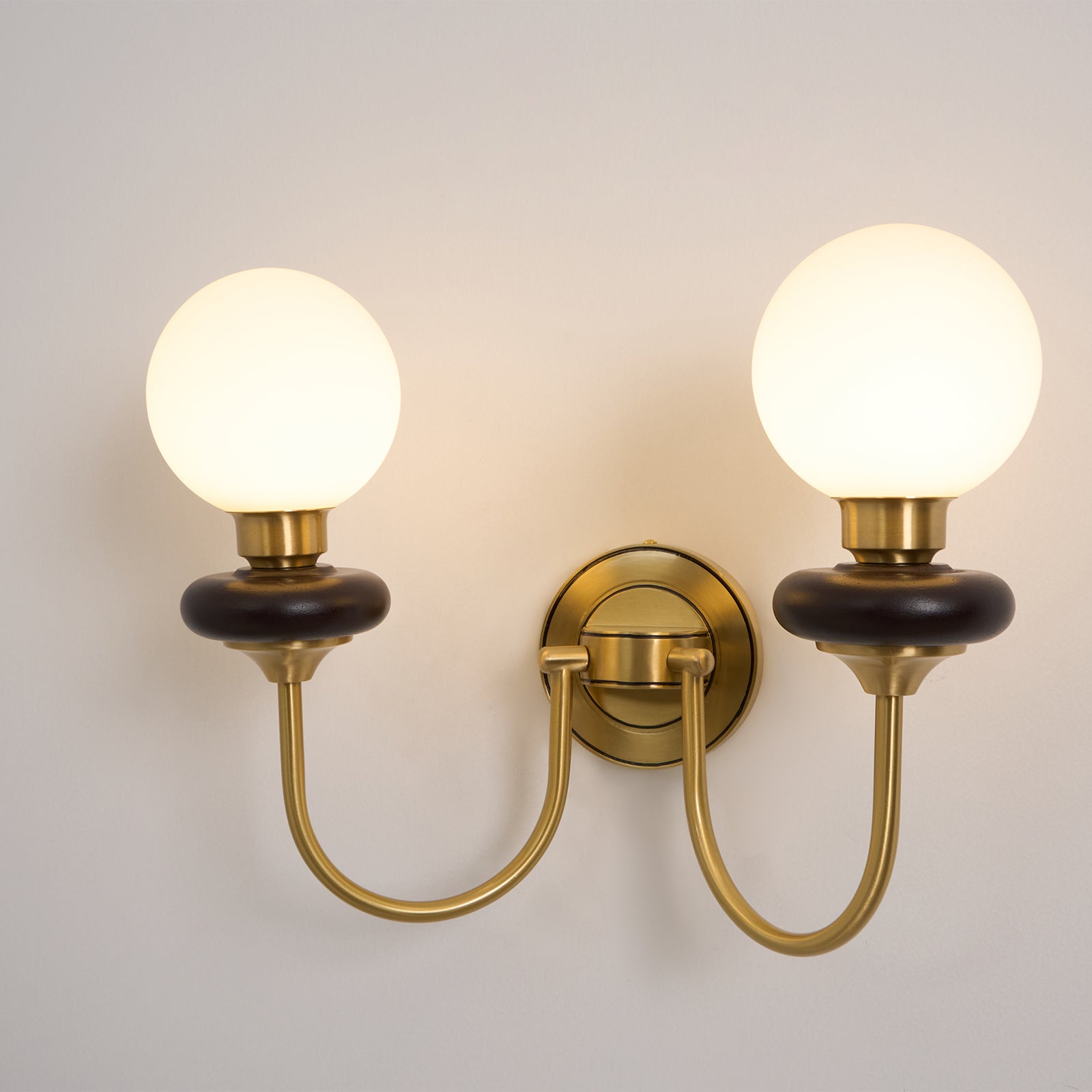 Kiroxen Wall Lamp Premium Nordic Art Walnut Glass-Neutral Decor