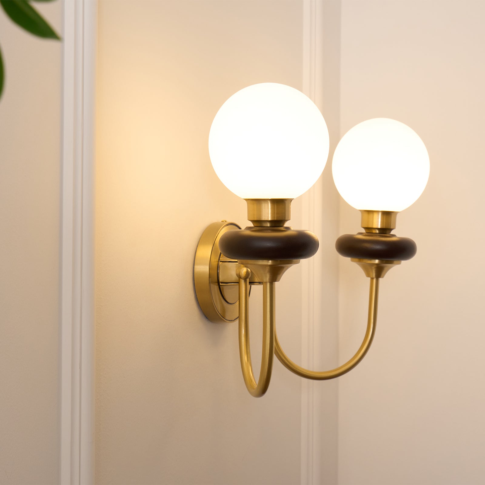 Kiroxen Wall Lamp Premium Nordic Art Walnut Glass-Neutral Decor