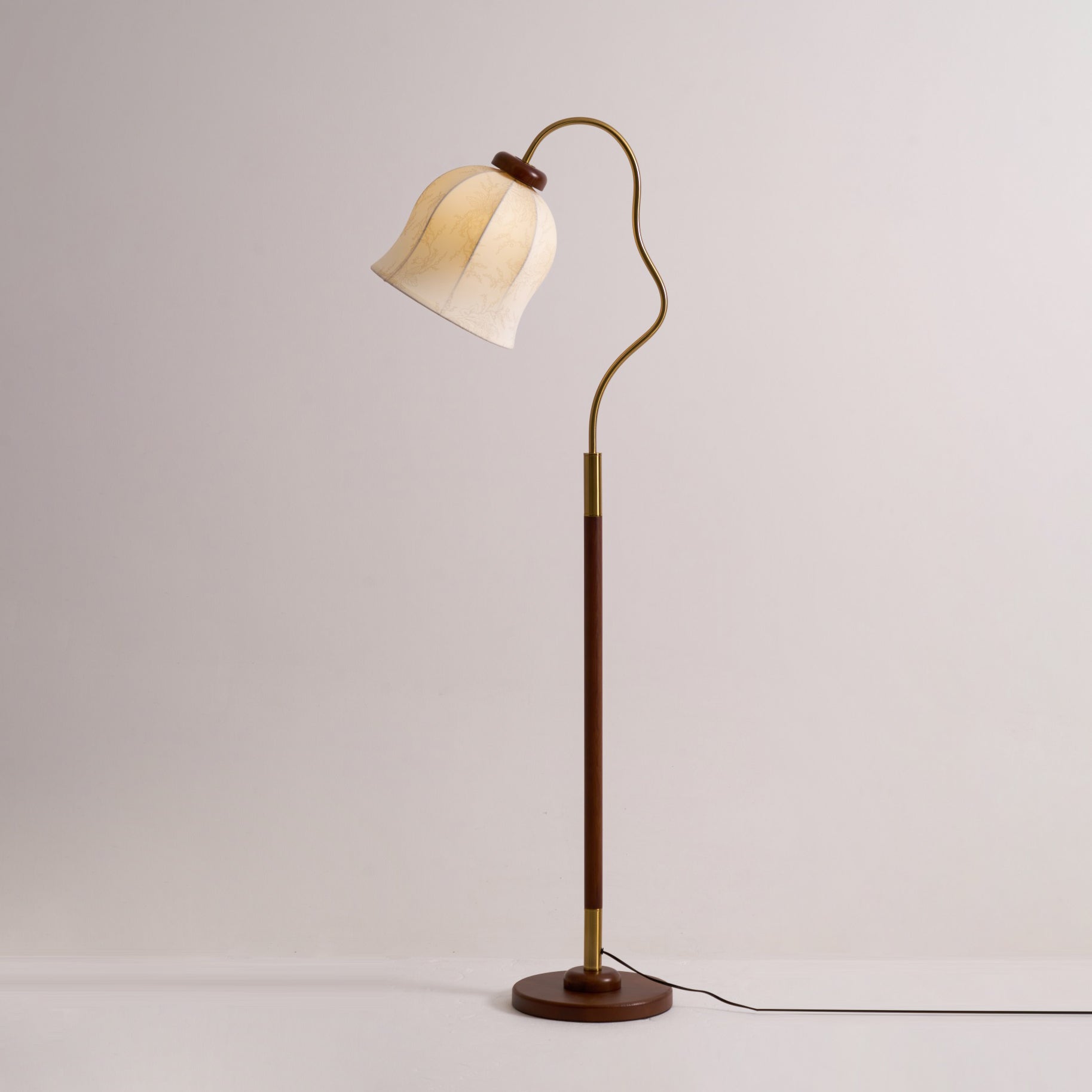 Elysia Classic Wood Floor Lamp-Neutral Decor