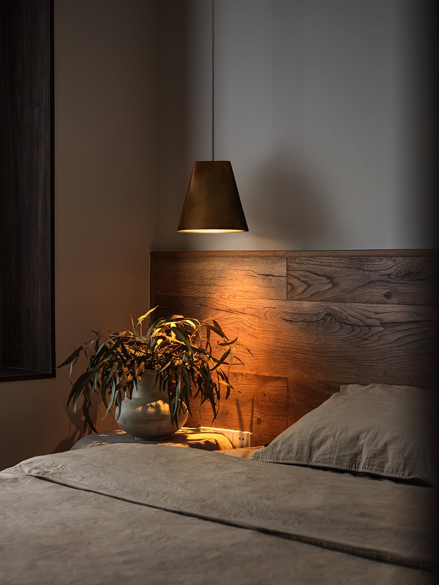 Ivarara Asymmetrical Wood Pendant Light-Neutral Decor