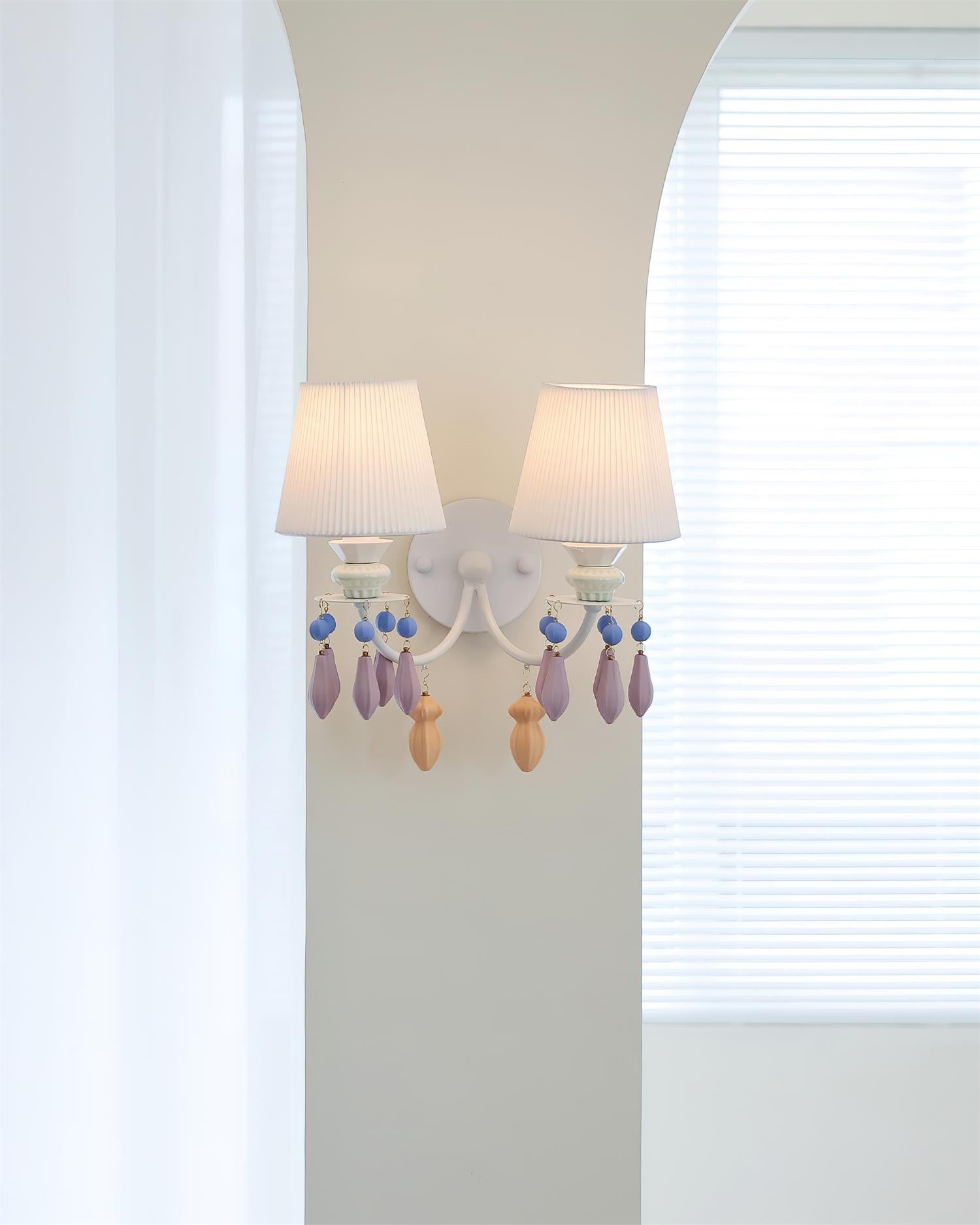 Amelie Wall Lamp