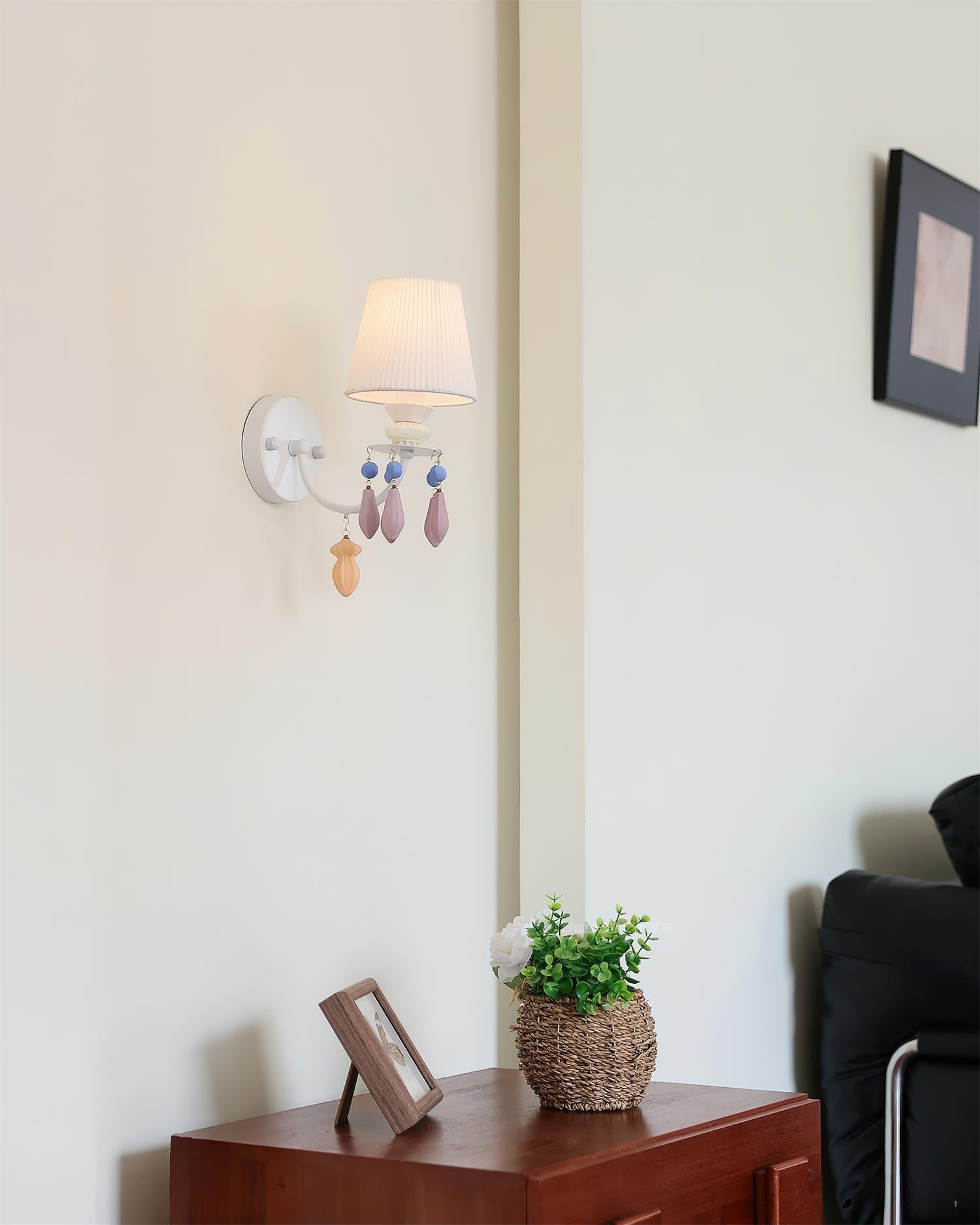 Amelie Wall Lamp