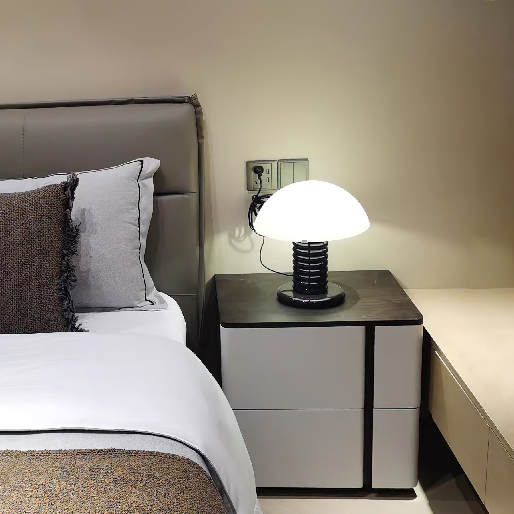 Ben Table Lamp