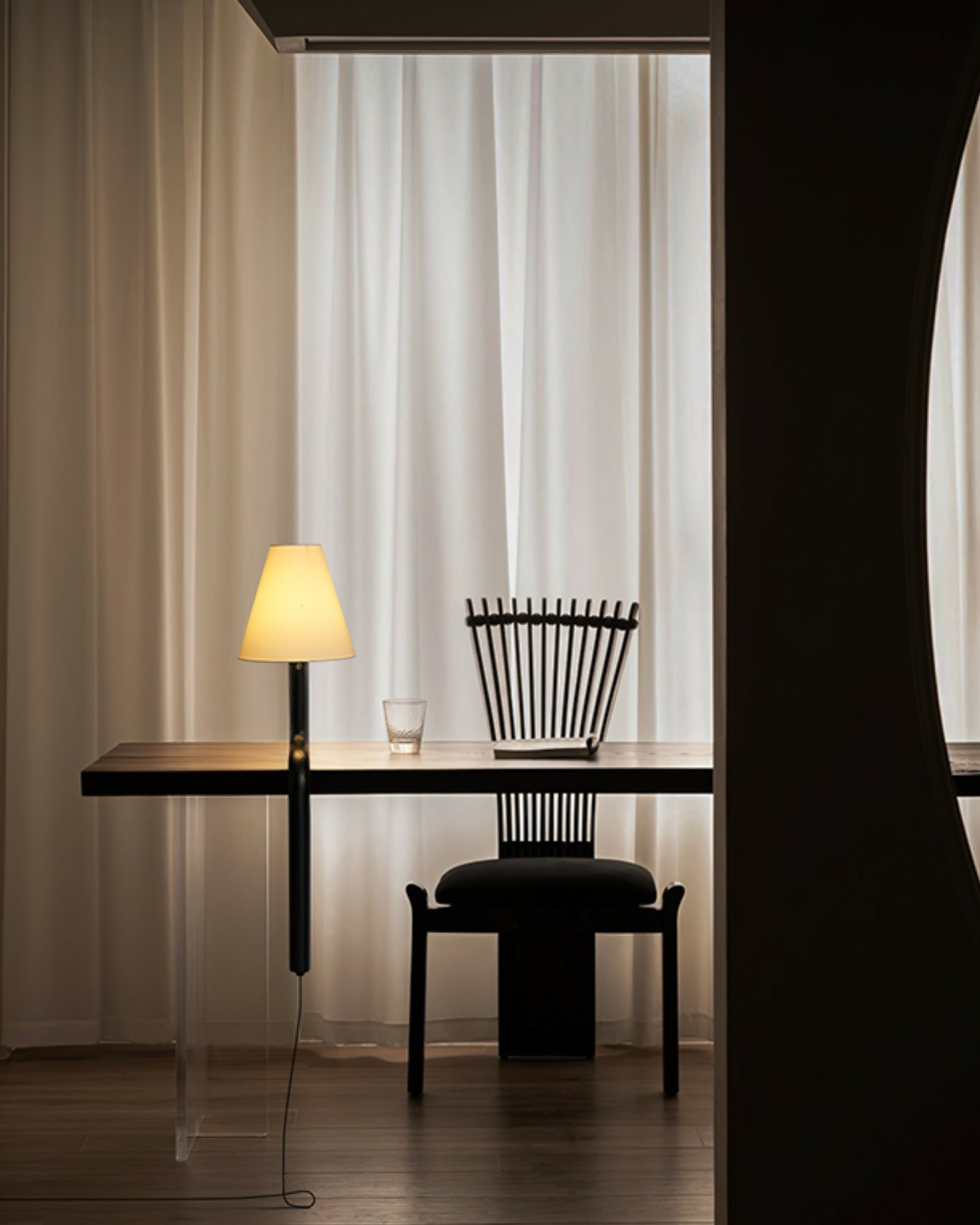 Vira Bend Wood Table Lamp-Neutral Decor