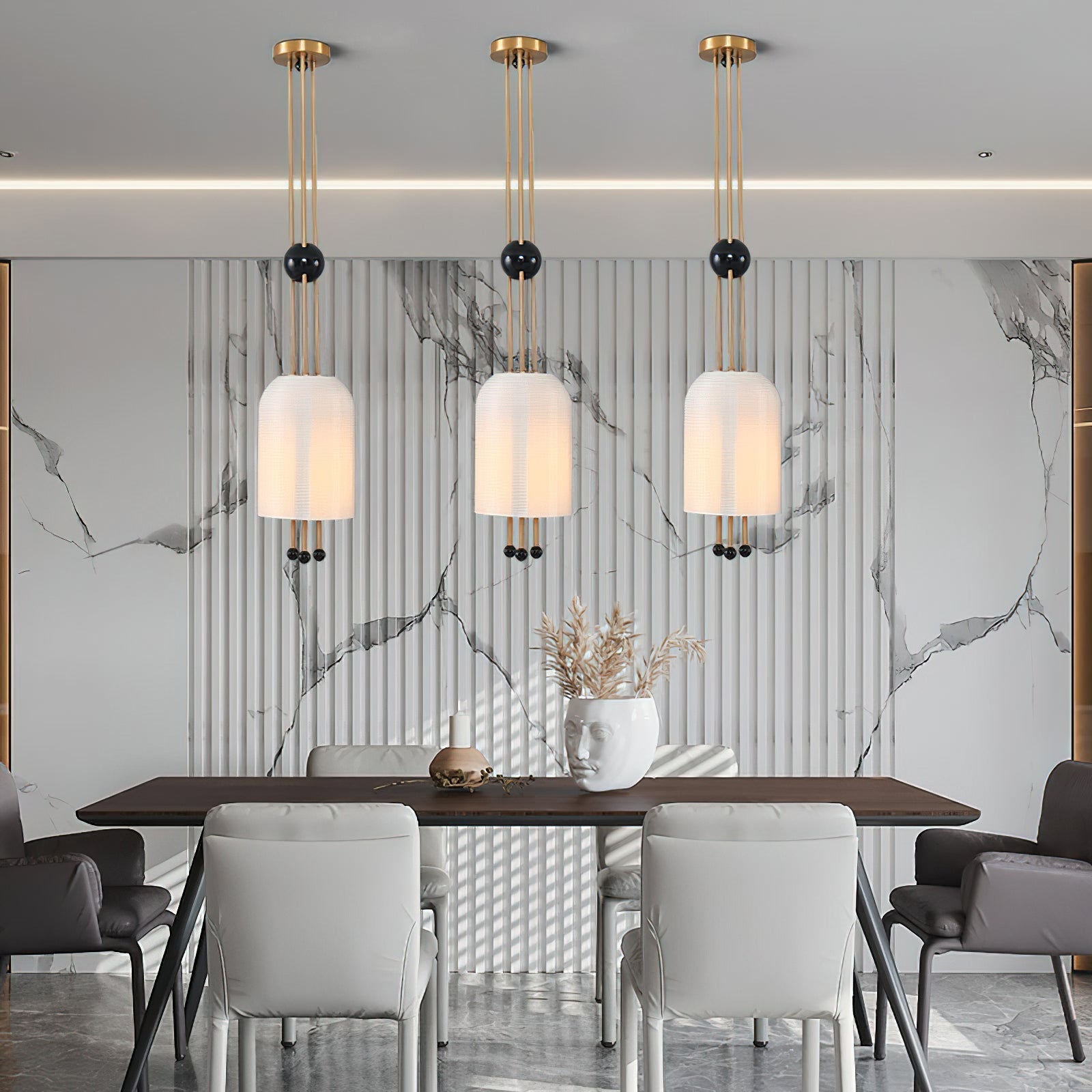 Qir Traditional Elegance Glass Pendant Light-Neutral Decor
