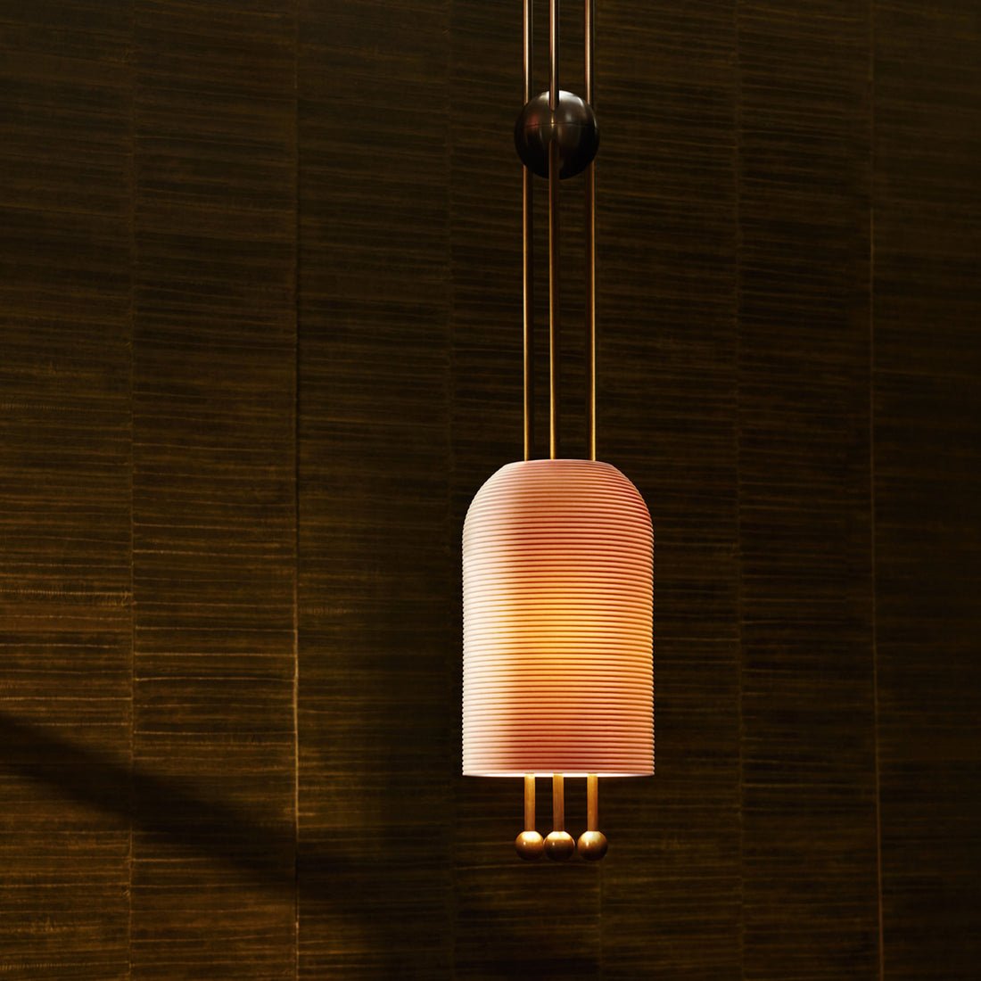 Qir Traditional Elegance Glass Pendant Light-Neutral Decor