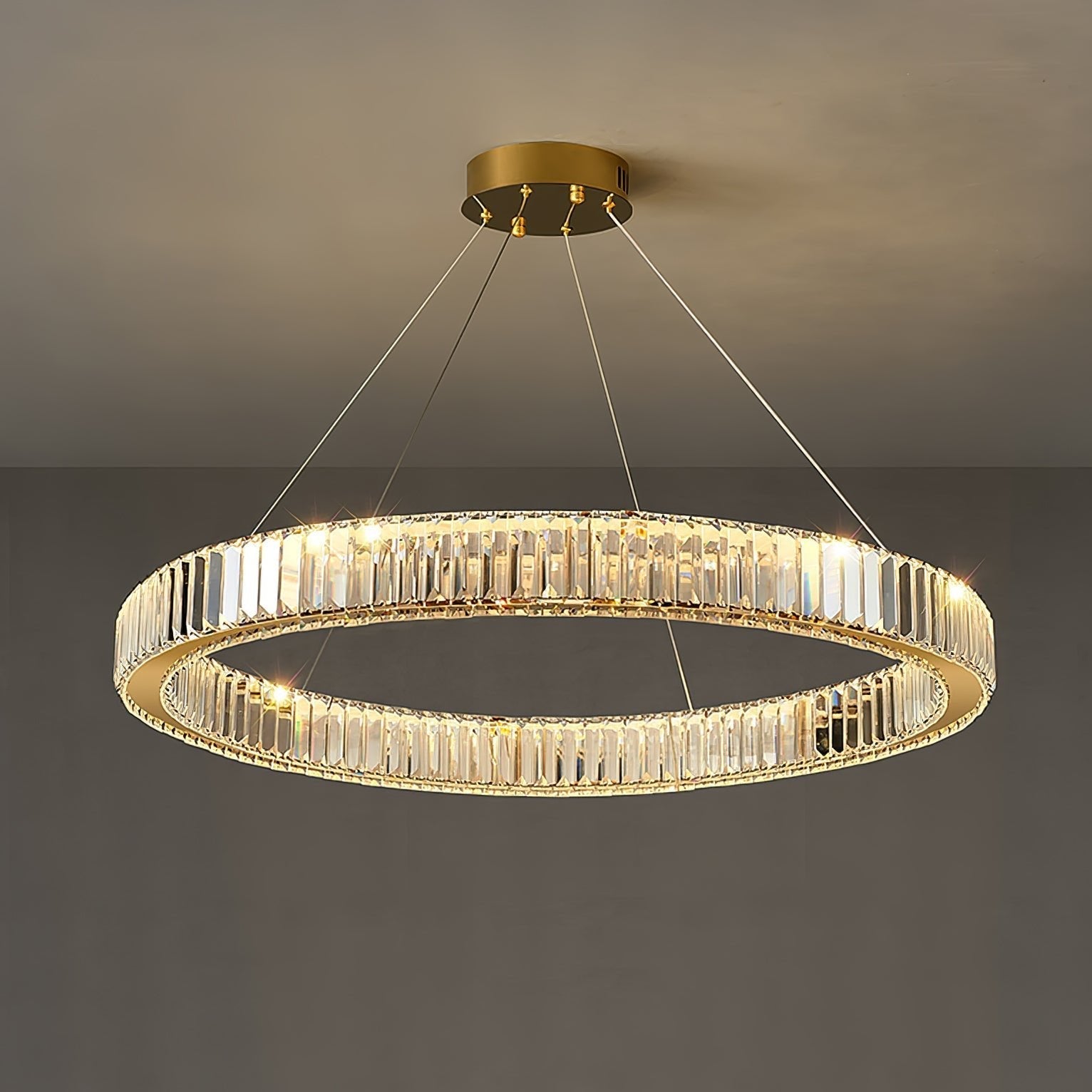 Lustra Chandelier Gold Crystal Ring-Neutral Decor