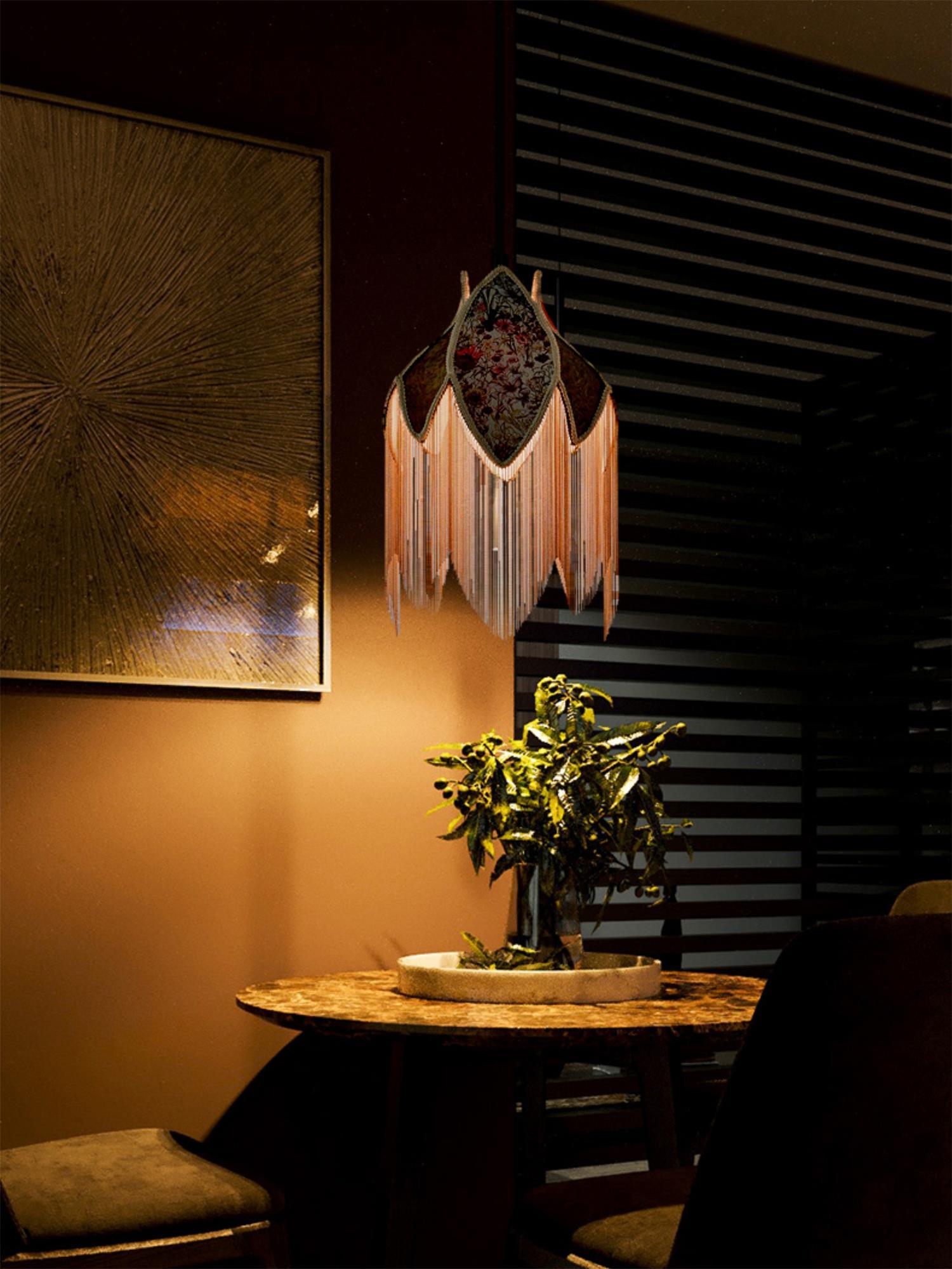 Yolvin Unique Fringed Pendant Lamp-Neutral Decor