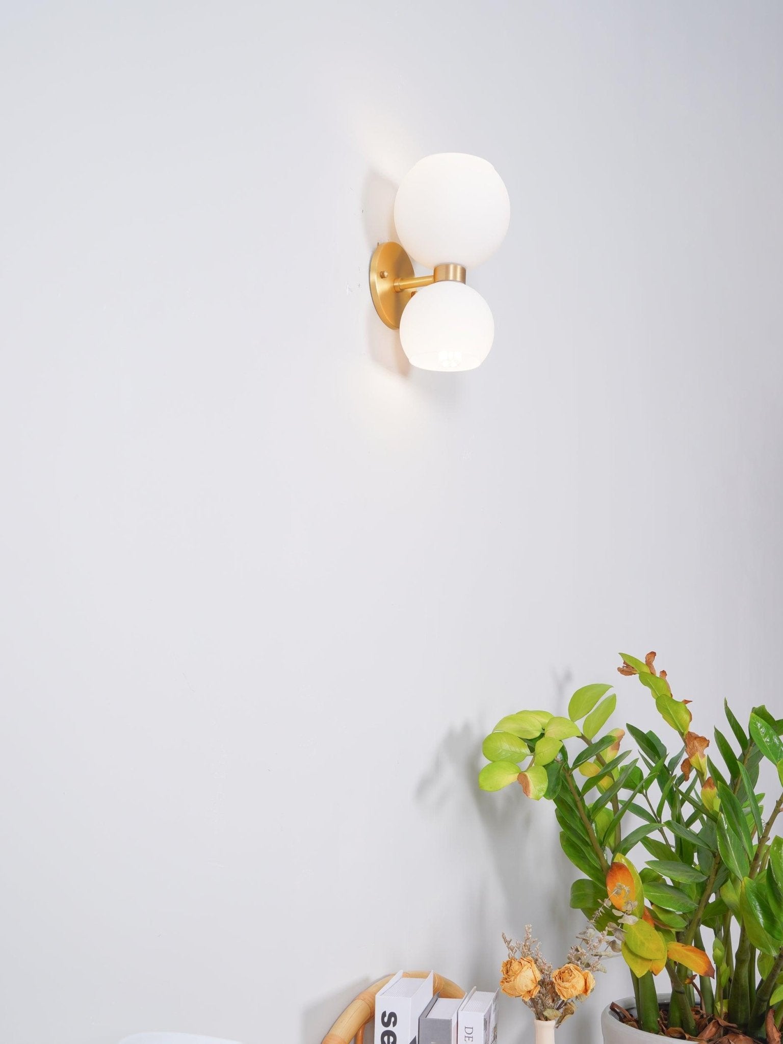 Avynion Modern Nordic Art Glass Wall Lamp-Neutral Decor