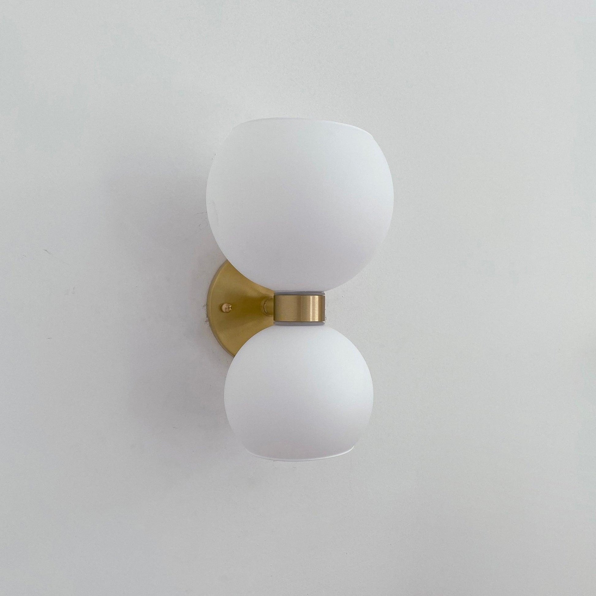 Umarion Round Pearl Glass Sconce Wall lamp-Neutral Decor