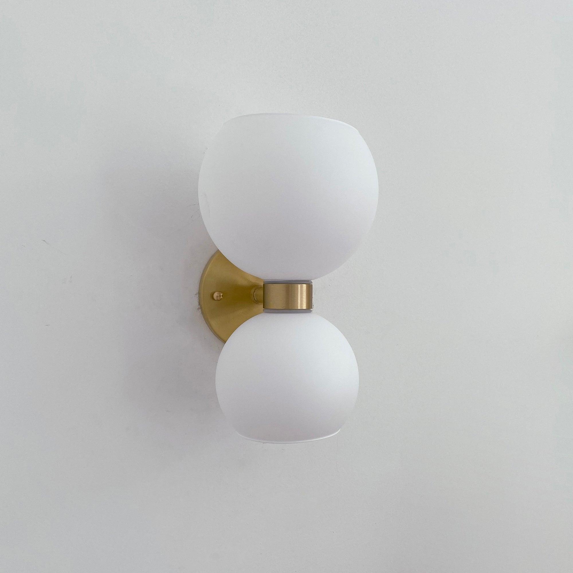 Umarion Round Pearl Glass Sconce Wall lamp-Neutral Decor
