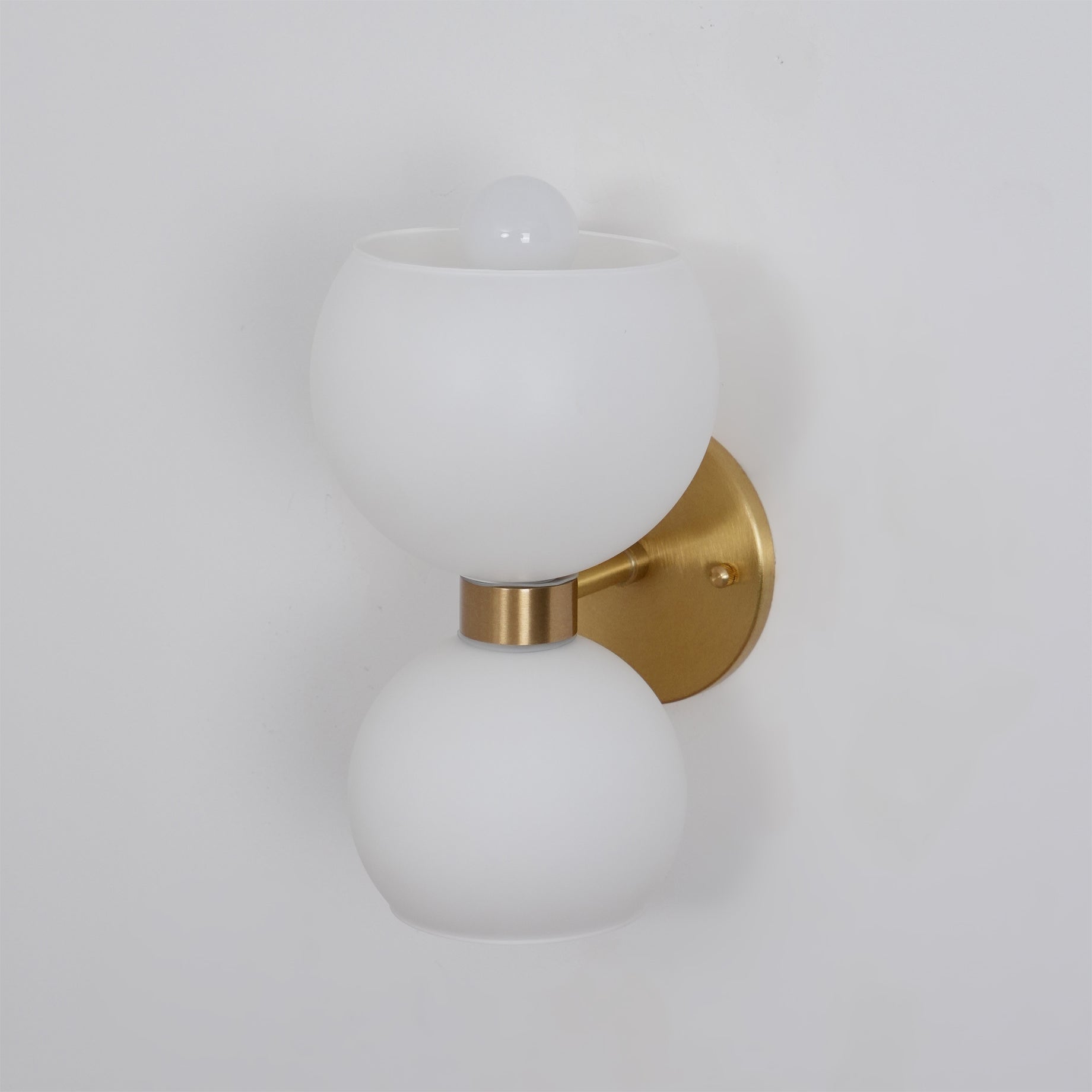 Umarion Round Pearl Glass Sconce Wall lamp-Neutral Decor