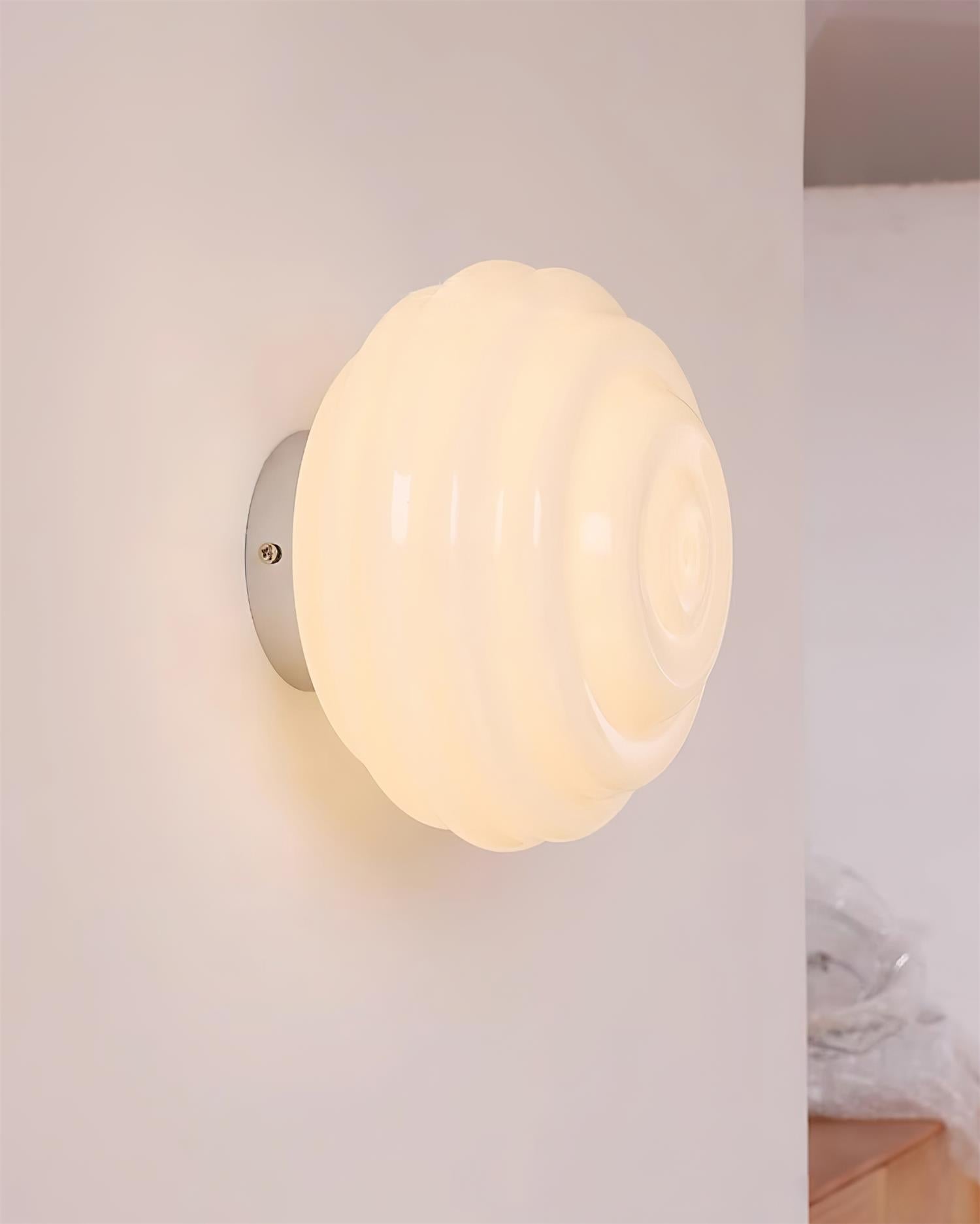 Duvia Rippled Glass Wall Lamp