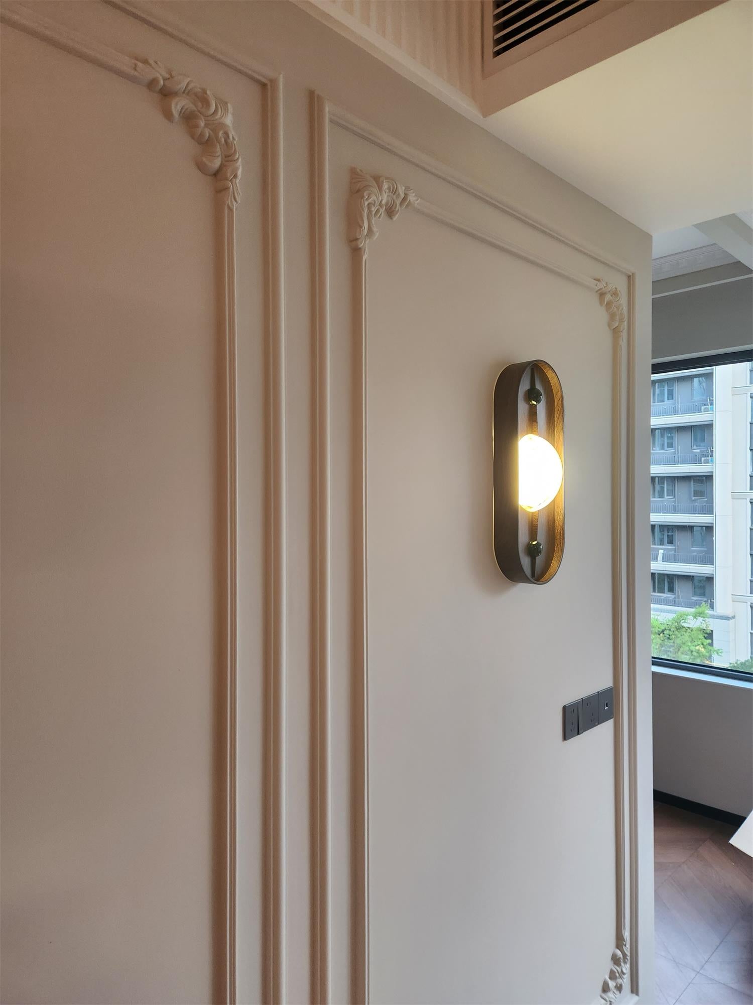 Gloruvyu Individual Creativity Metal  Alabaster Wall Lamp