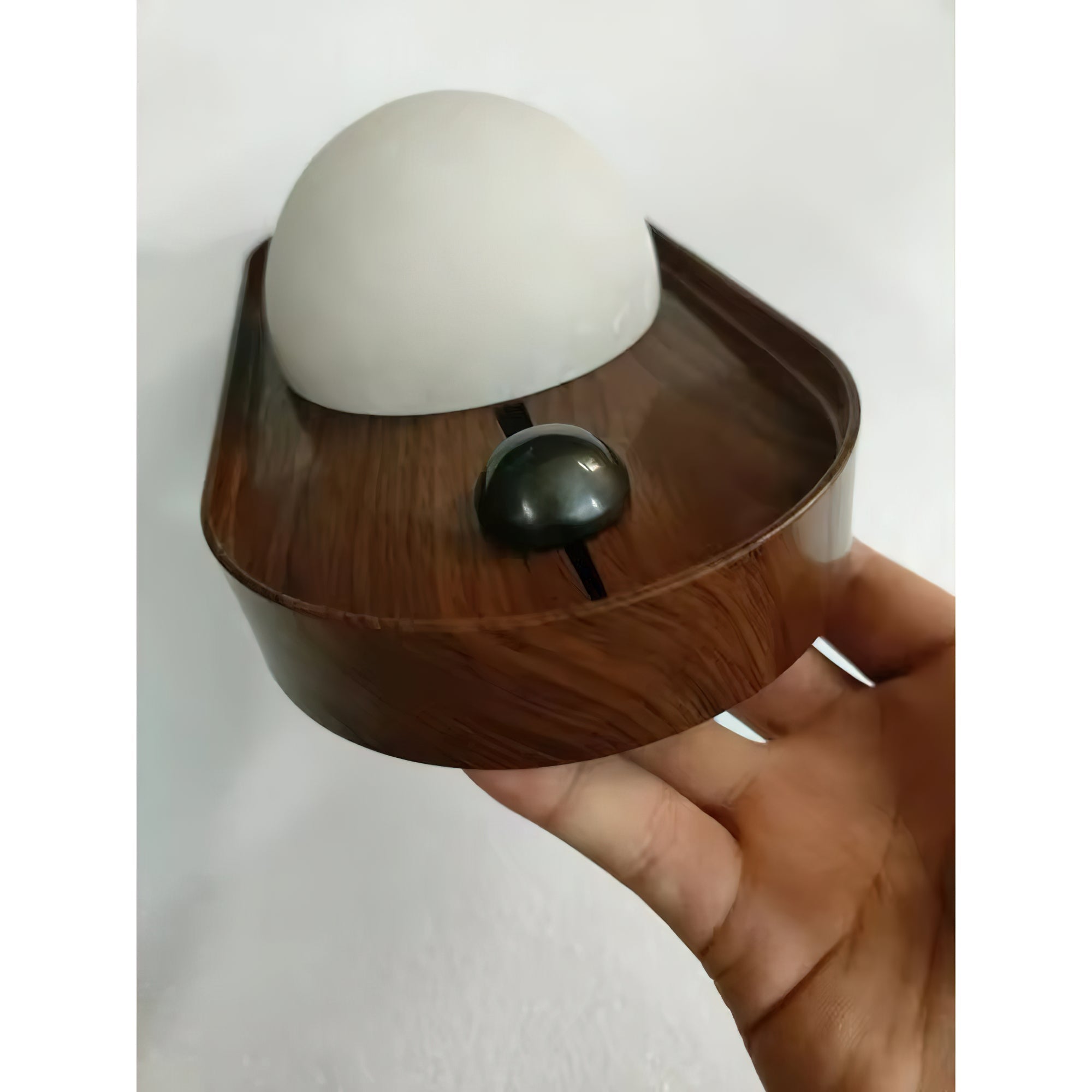 Gloruvyu Individual Creativity Metal  Alabaster Wall Lamp