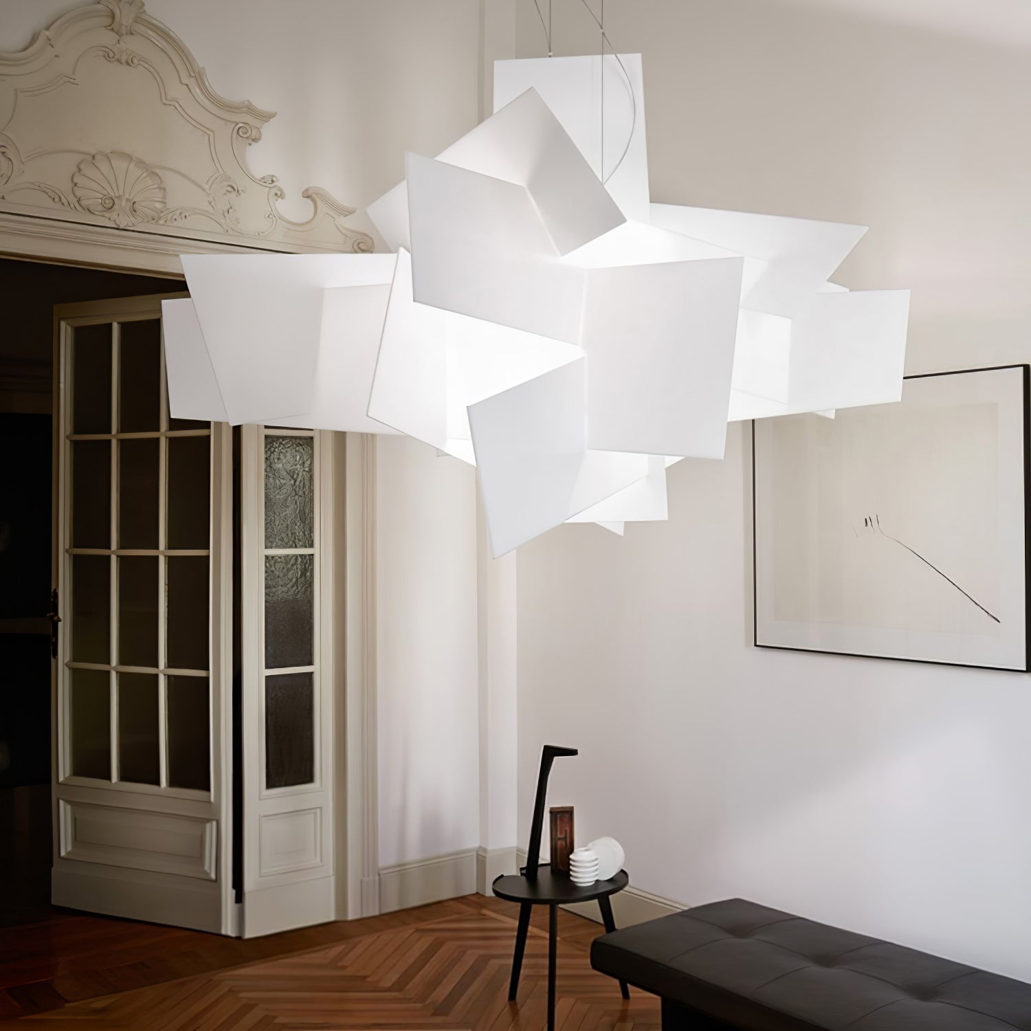 Vaelor Chandelier