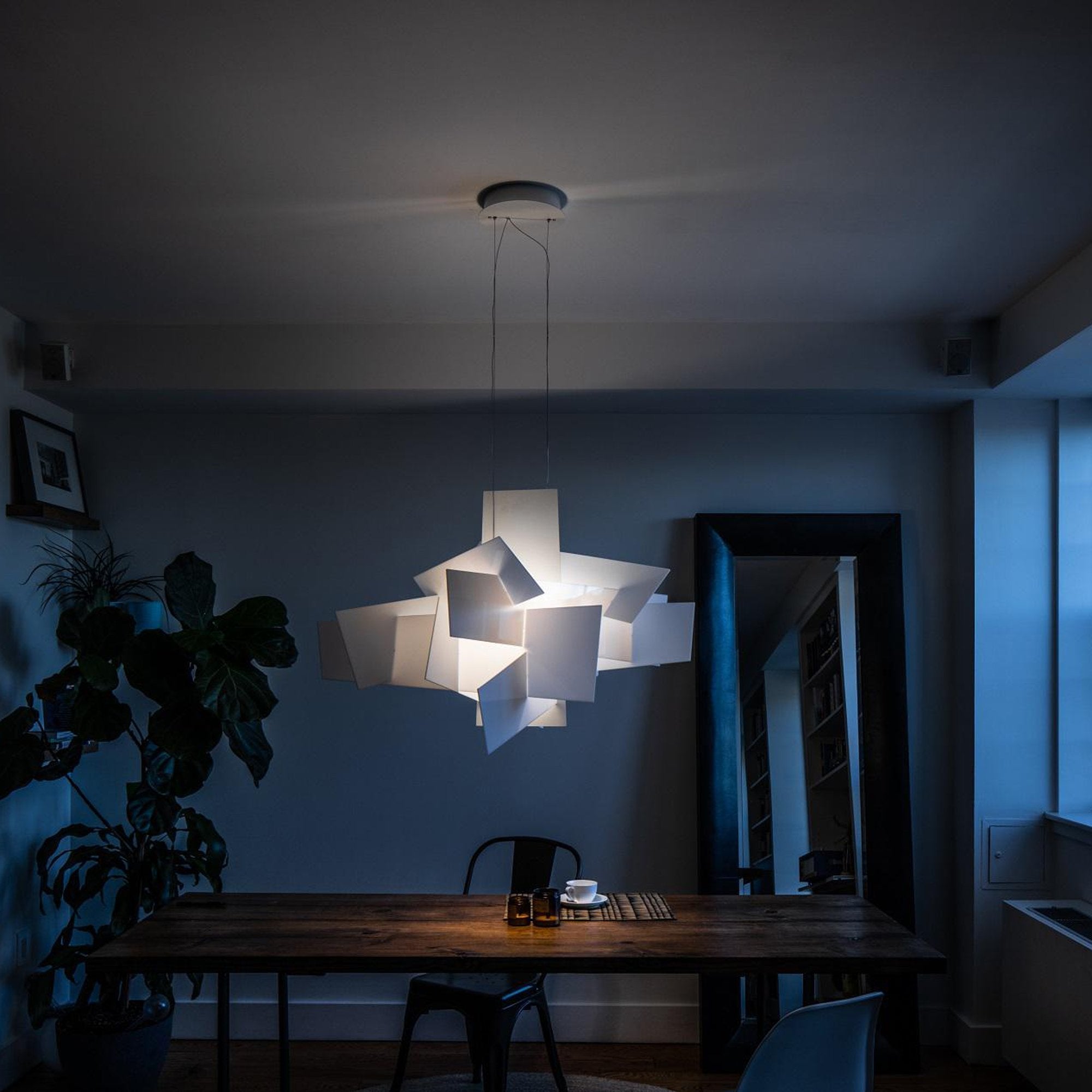 Vaelor Chandelier