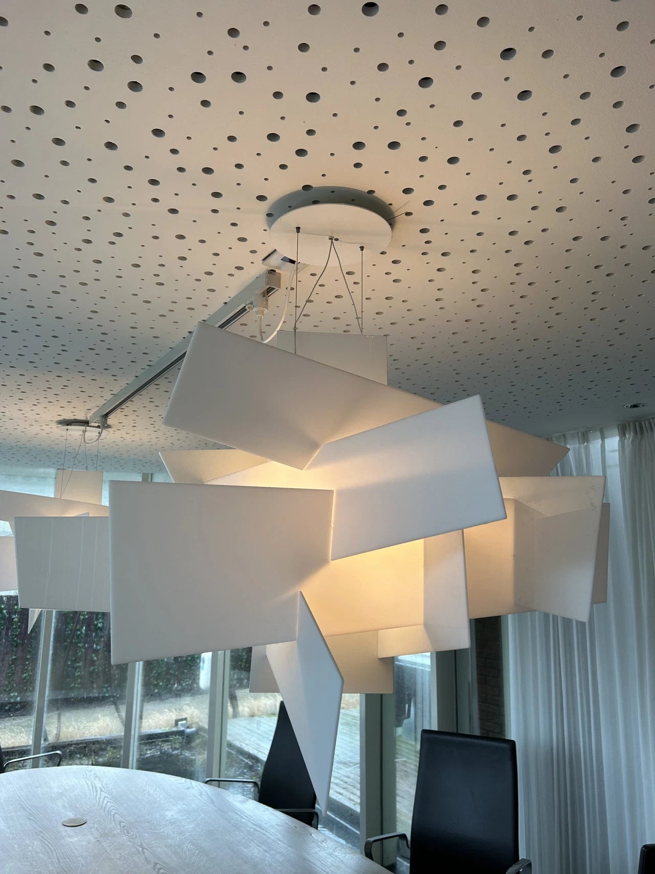 Vaelor Chandelier