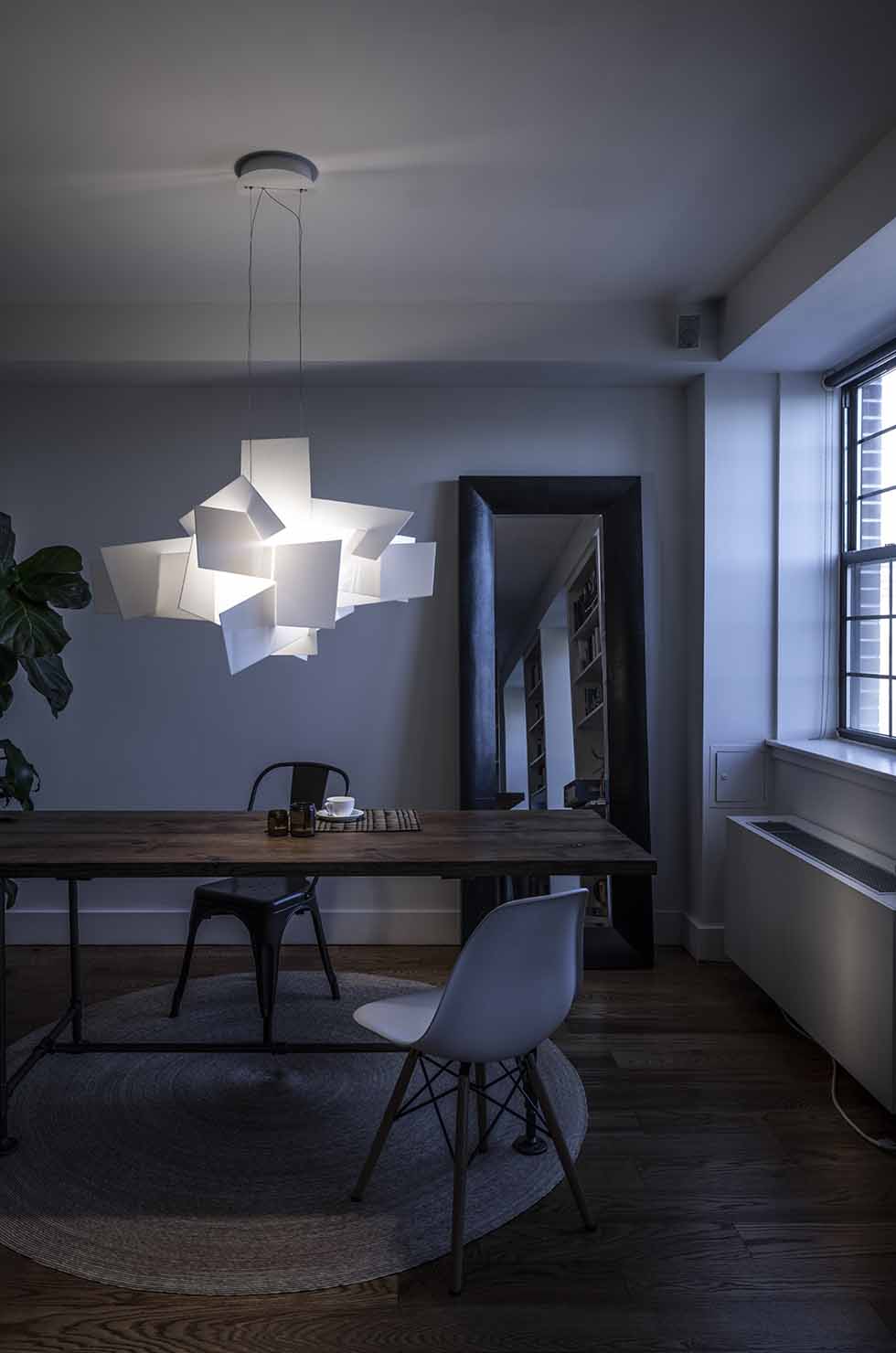 Vaelor Chandelier